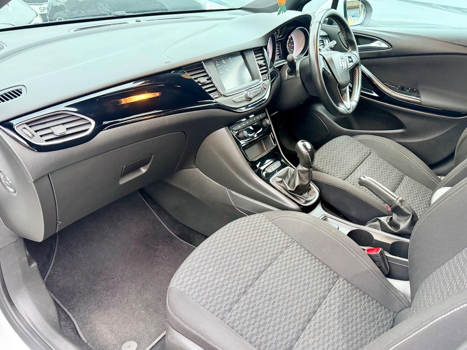 Used Vauxhall Astra 2019 for sale - 77330330: Photo 19