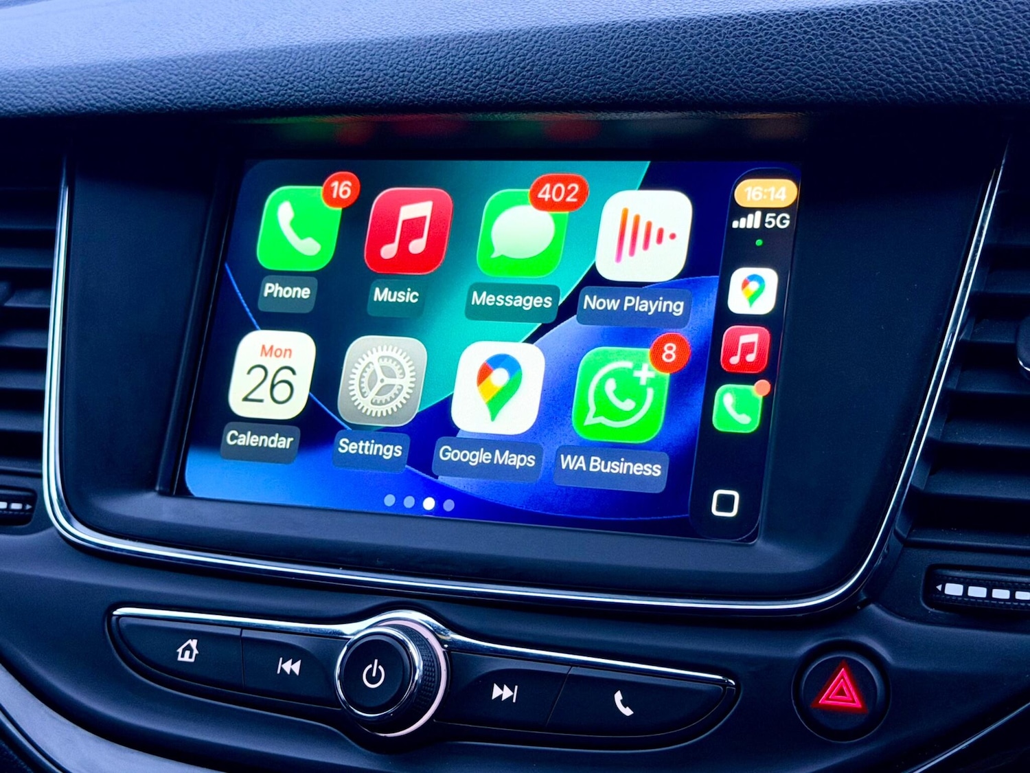 Used Vauxhall Astra 2019 for sale - 77330330: Photo 2