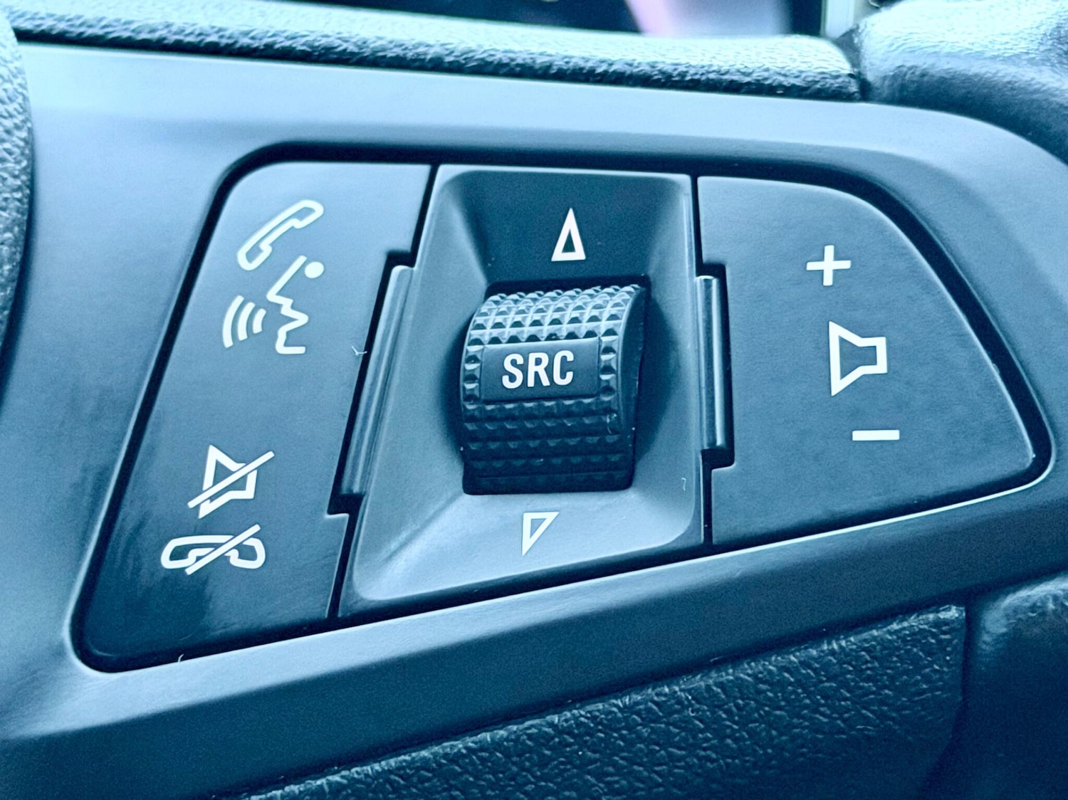 Used Vauxhall Astra 2019 for sale - 77330330: Photo 32