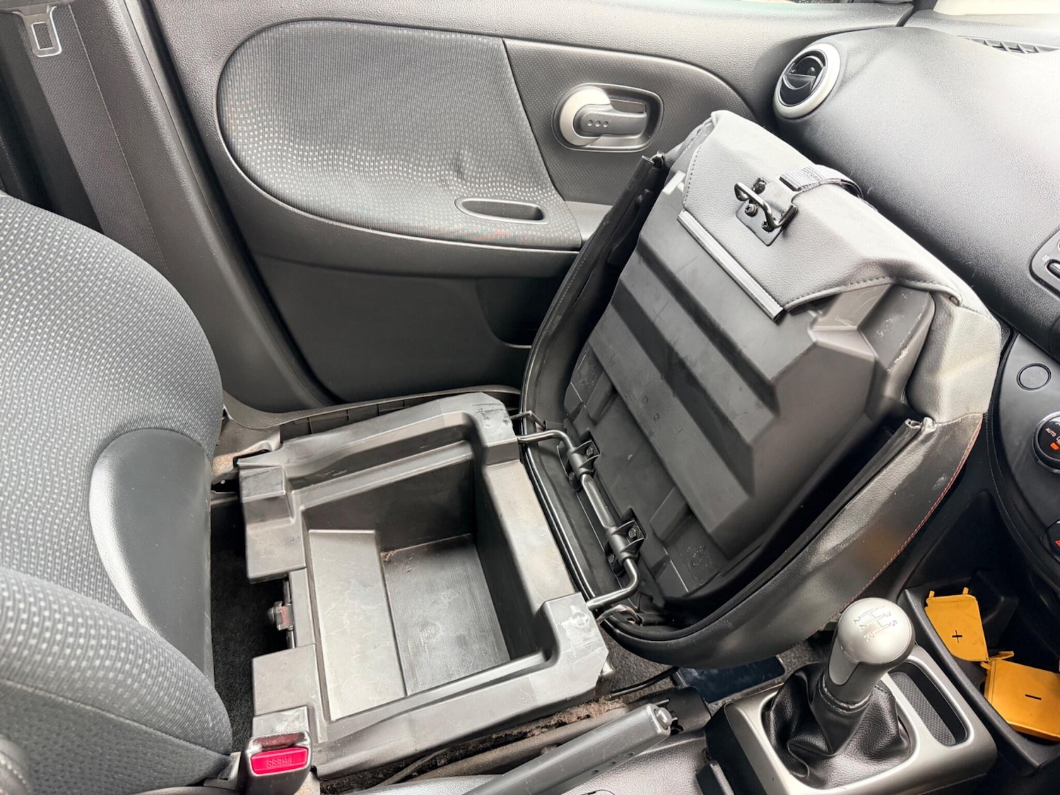 Used Nissan Note 2010 for sale - 77396105: Photo 28