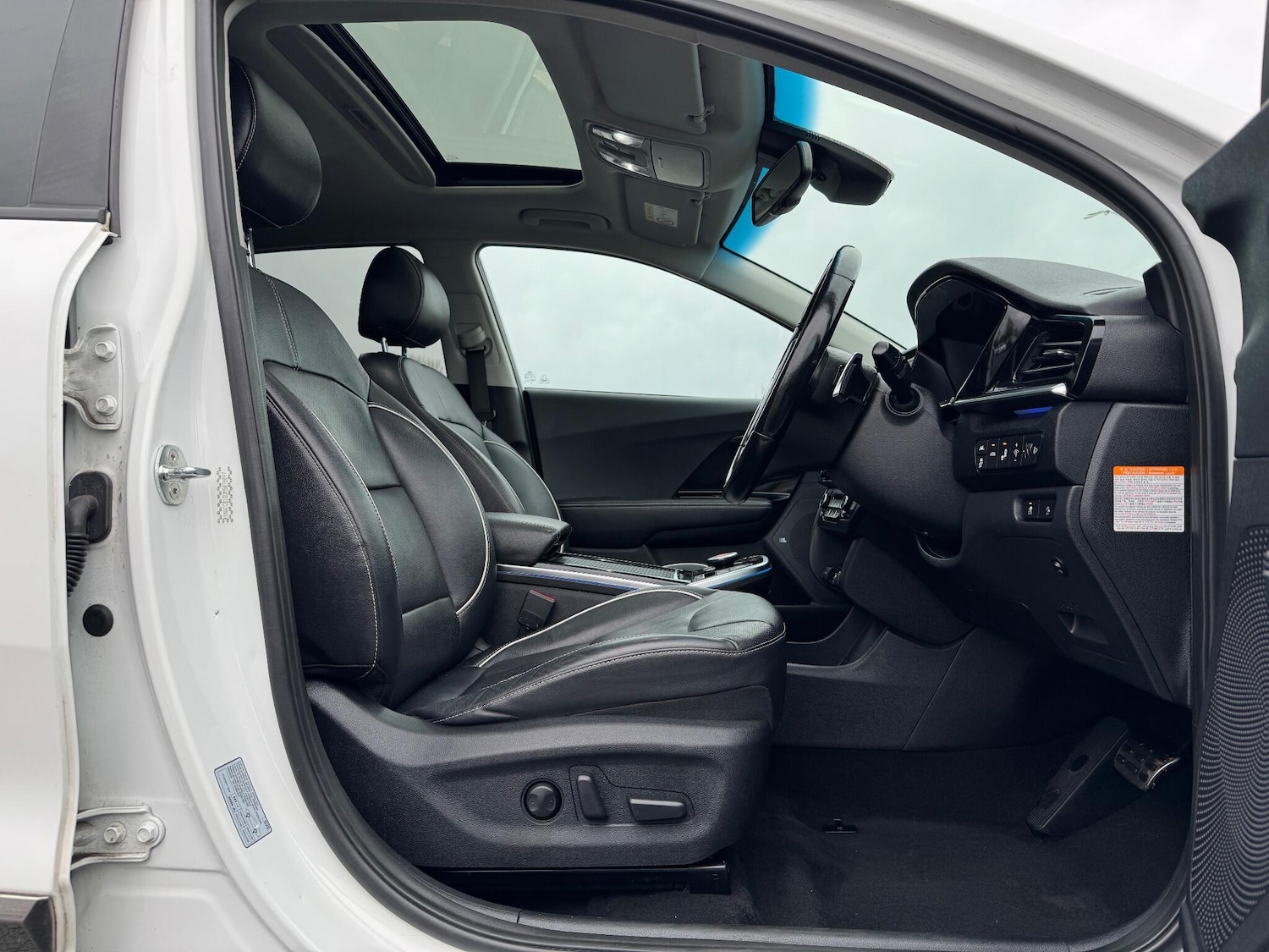 Used Kia Niro 2021 for sale - 76855665: Photo 3