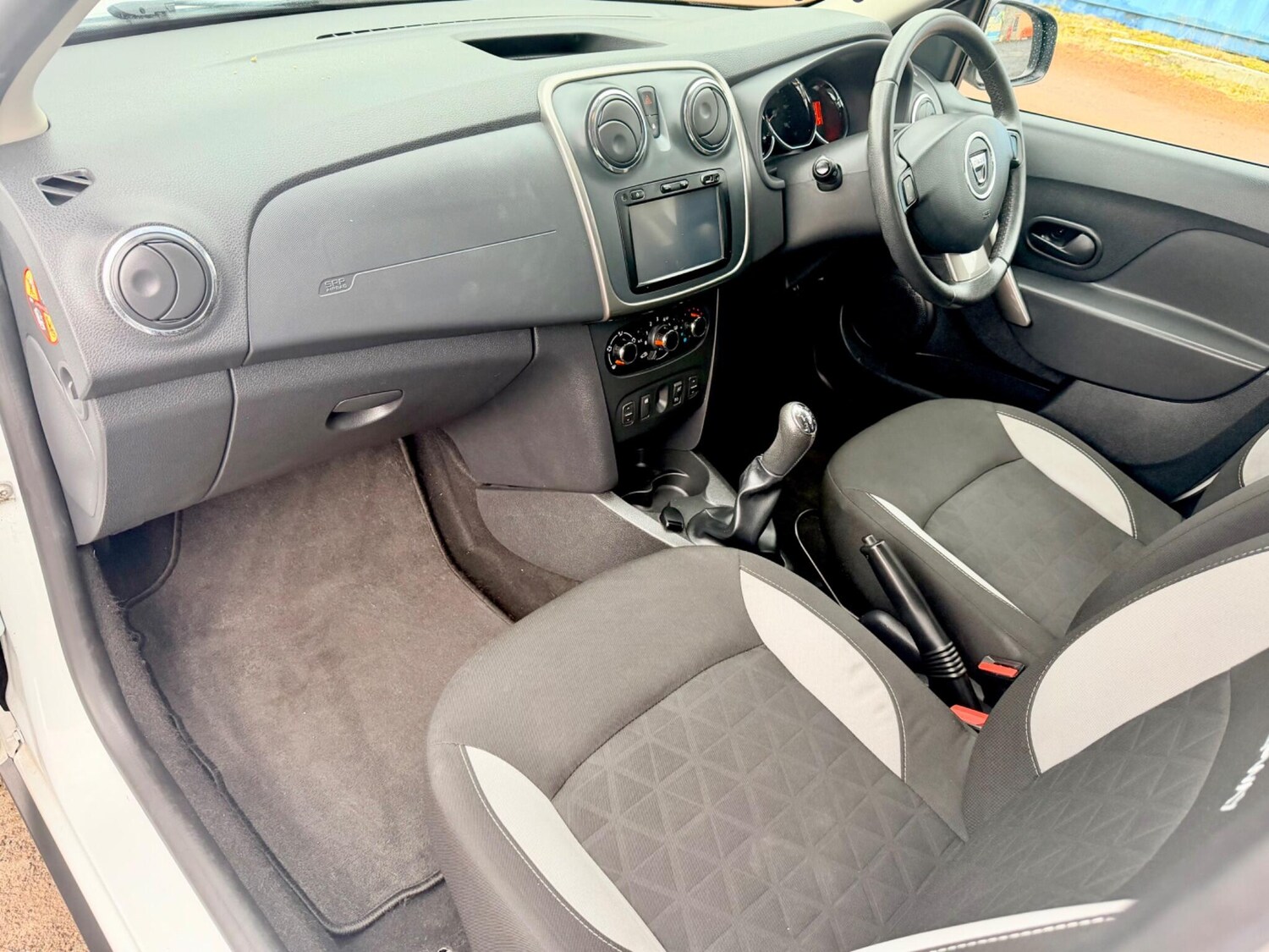 Used Dacia Sandero Stepway for sale - 77484152: Photo 19