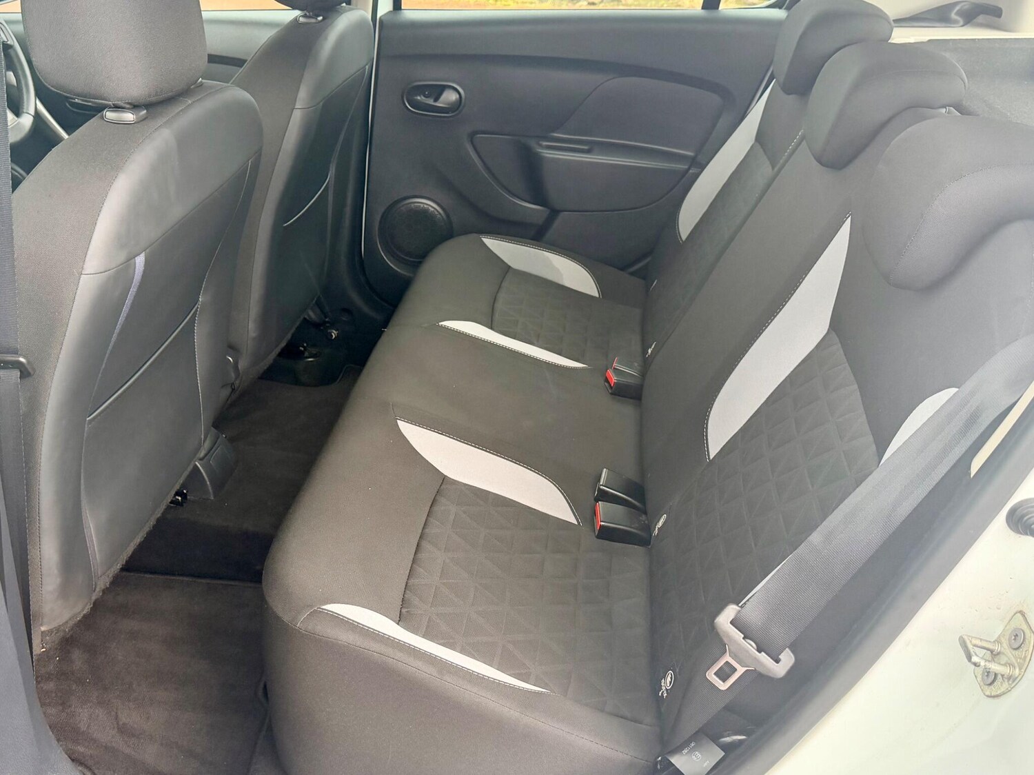 Used Dacia Sandero Stepway for sale - 77484152: Photo 22