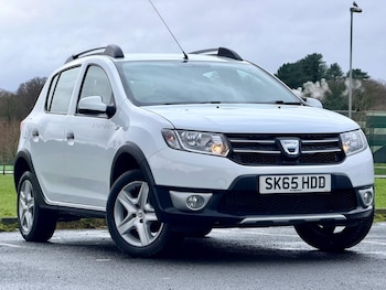 Used Dacia Sandero Stepway 2015 for sale - 77484152: Photo