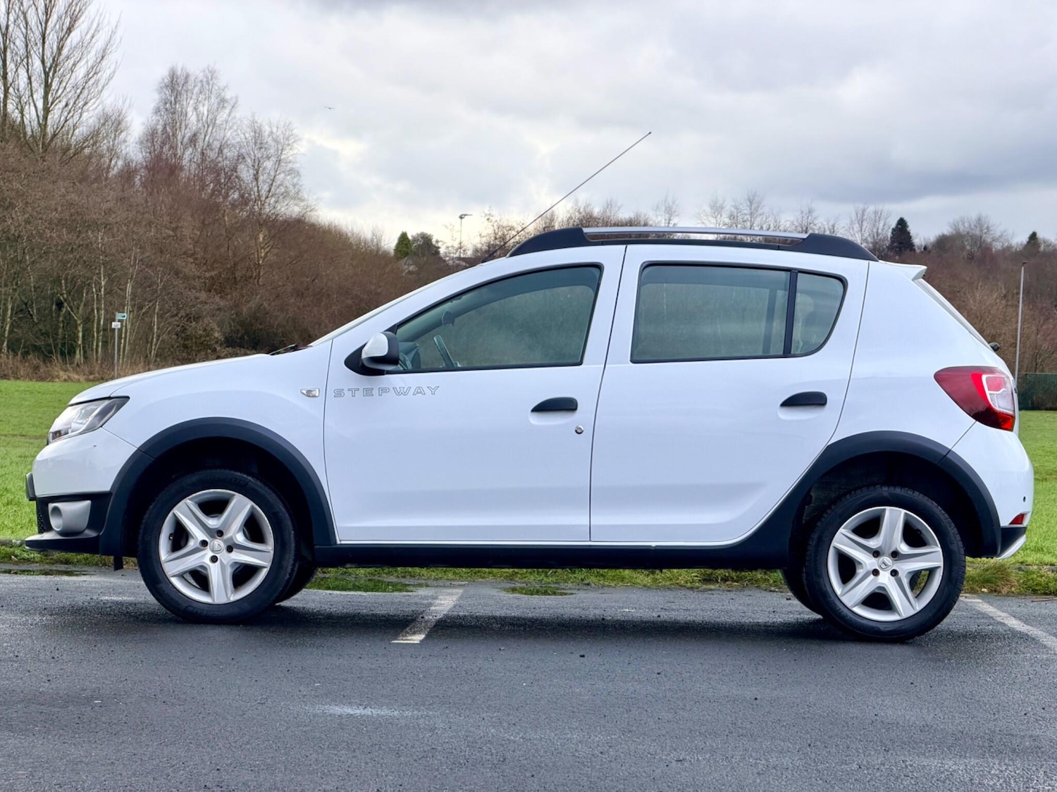 Used Dacia Sandero Stepway for sale - 77484152: Photo 8