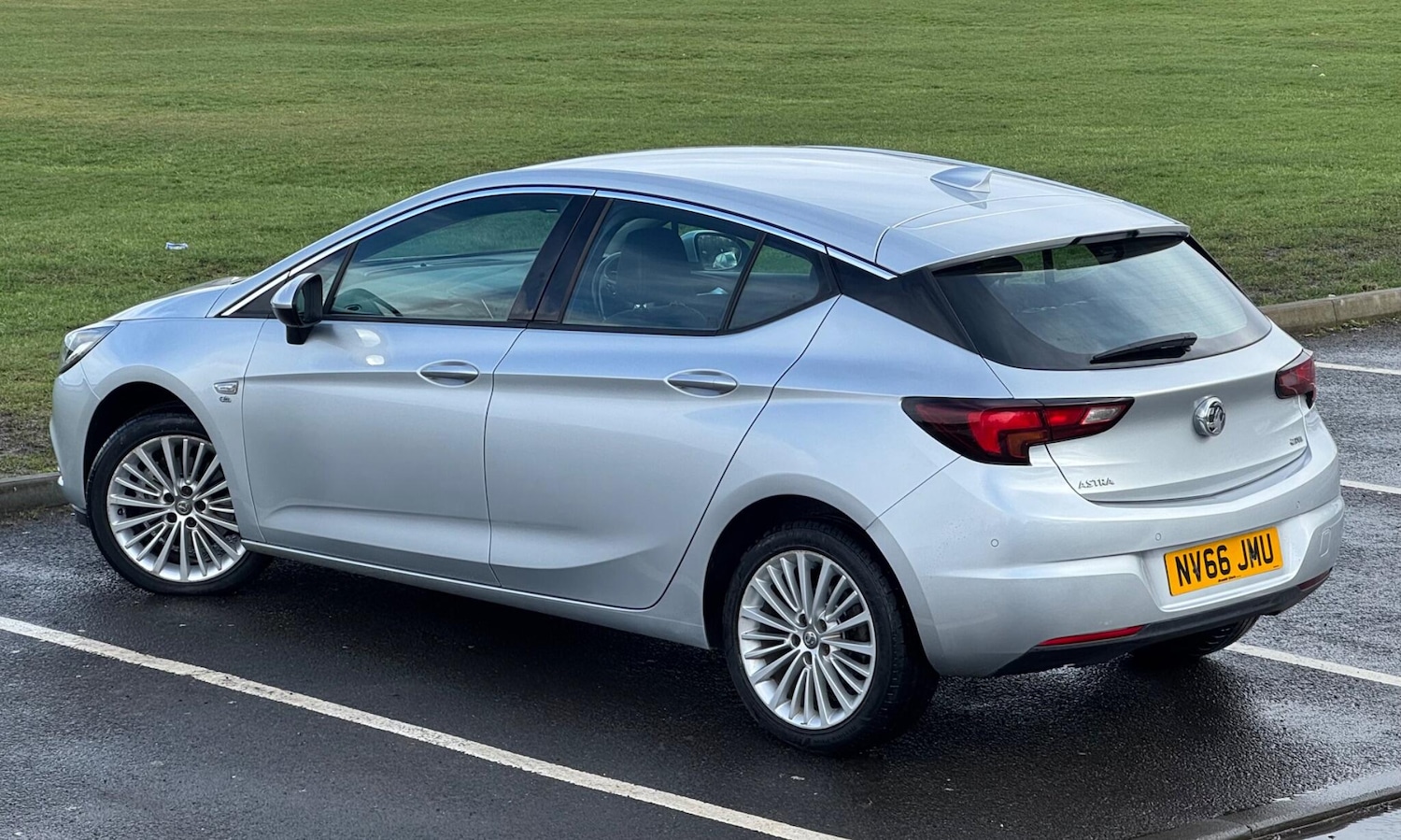 Used Vauxhall Astra for sale - 77882643: Photo 10