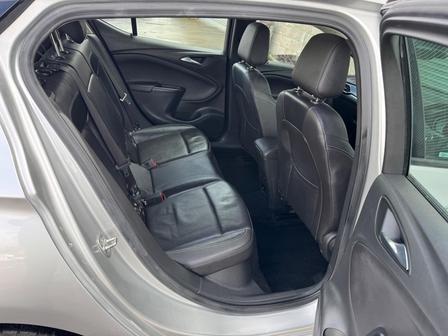 Used Vauxhall Astra for sale - 77882643: Photo 28