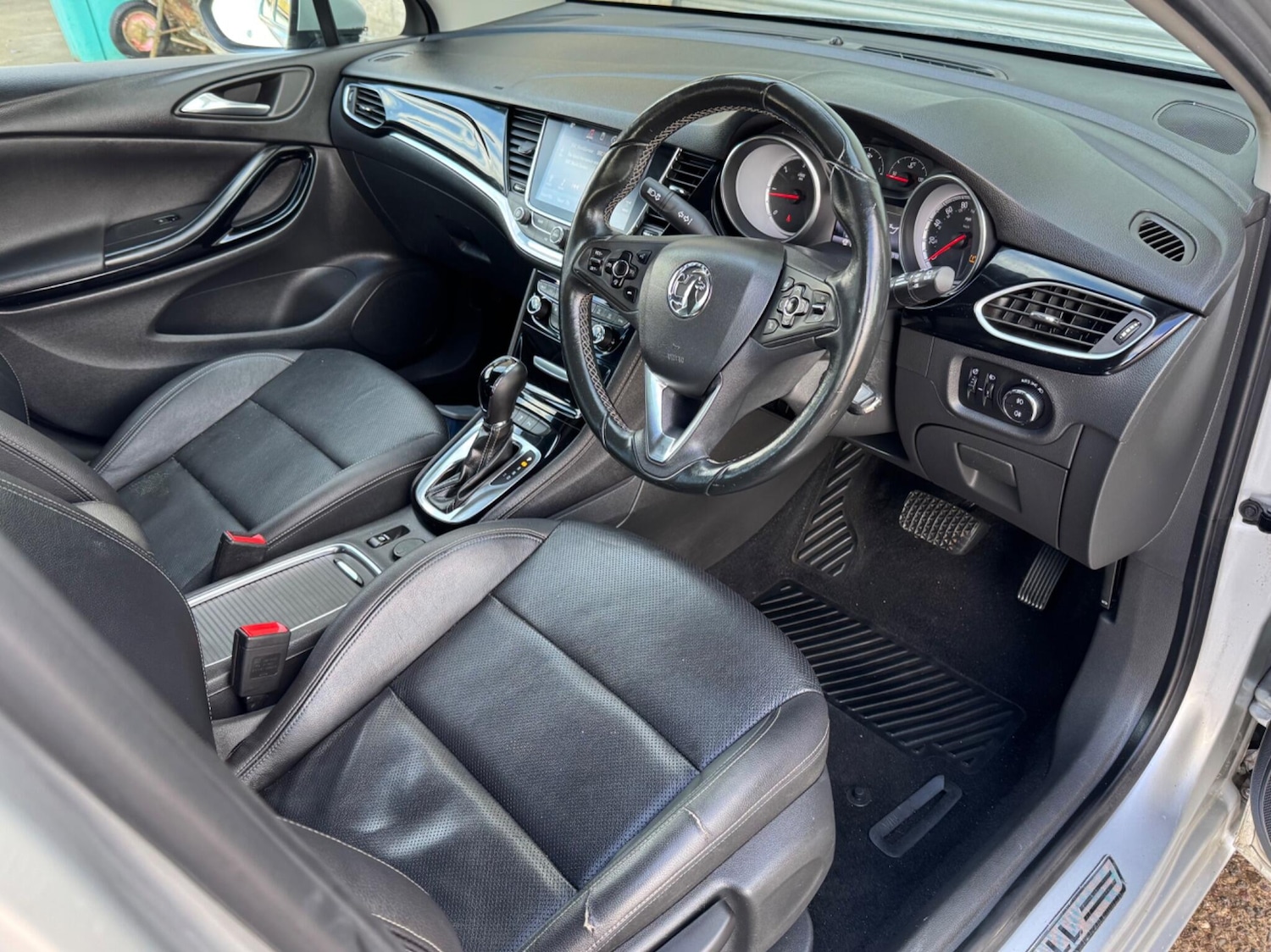 Used Vauxhall Astra for sale - 77882643: Photo 4