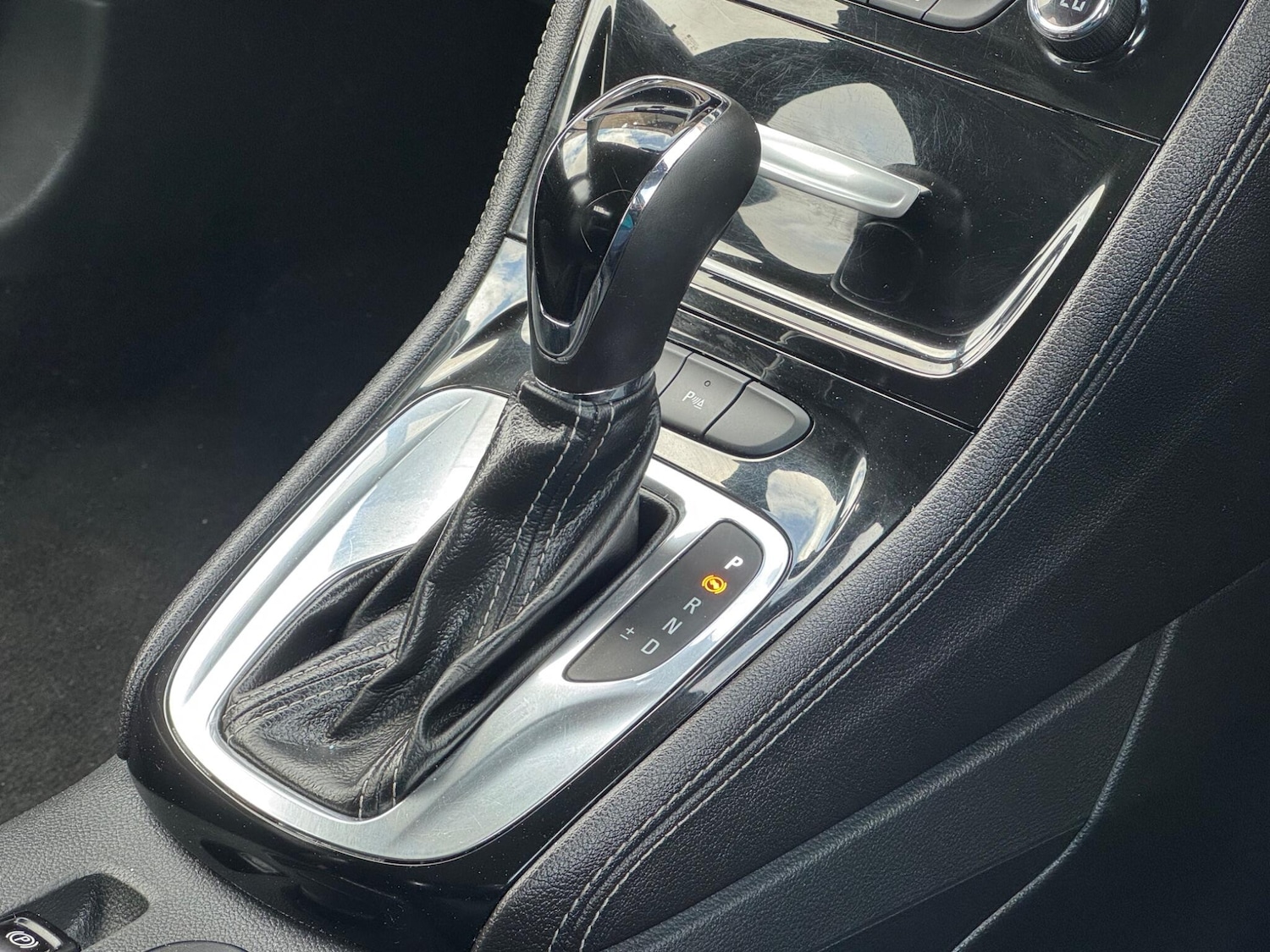 Used Vauxhall Astra for sale - 77882643: Photo 40