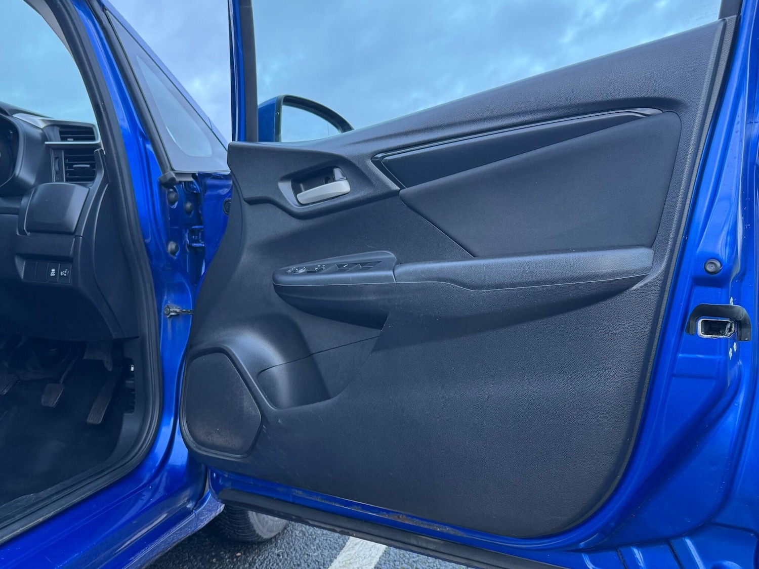 Used Honda Jazz 2015 for sale - 76898417: Photo 15