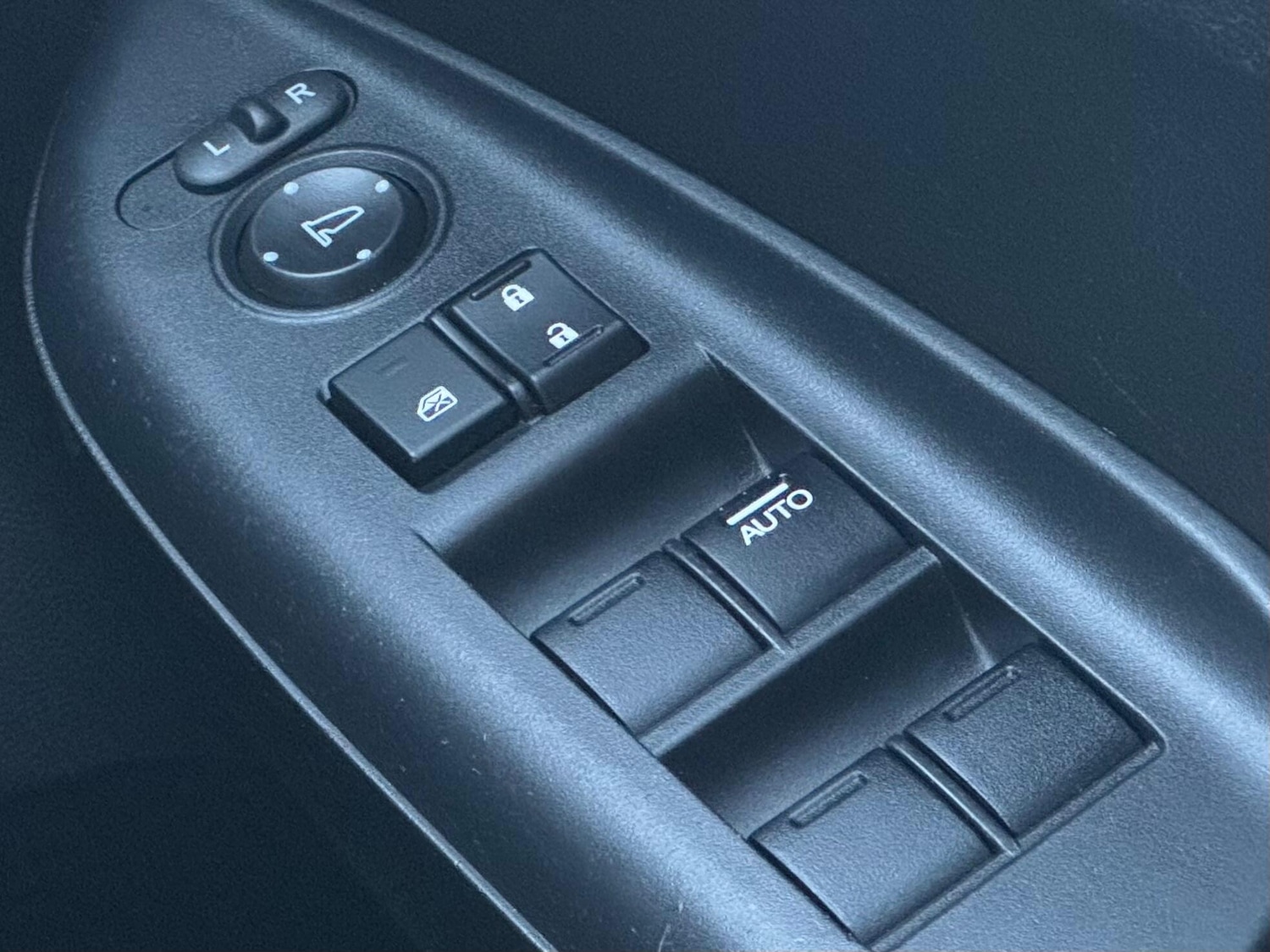 Used Honda Jazz 2015 for sale - 76898417: Photo 30