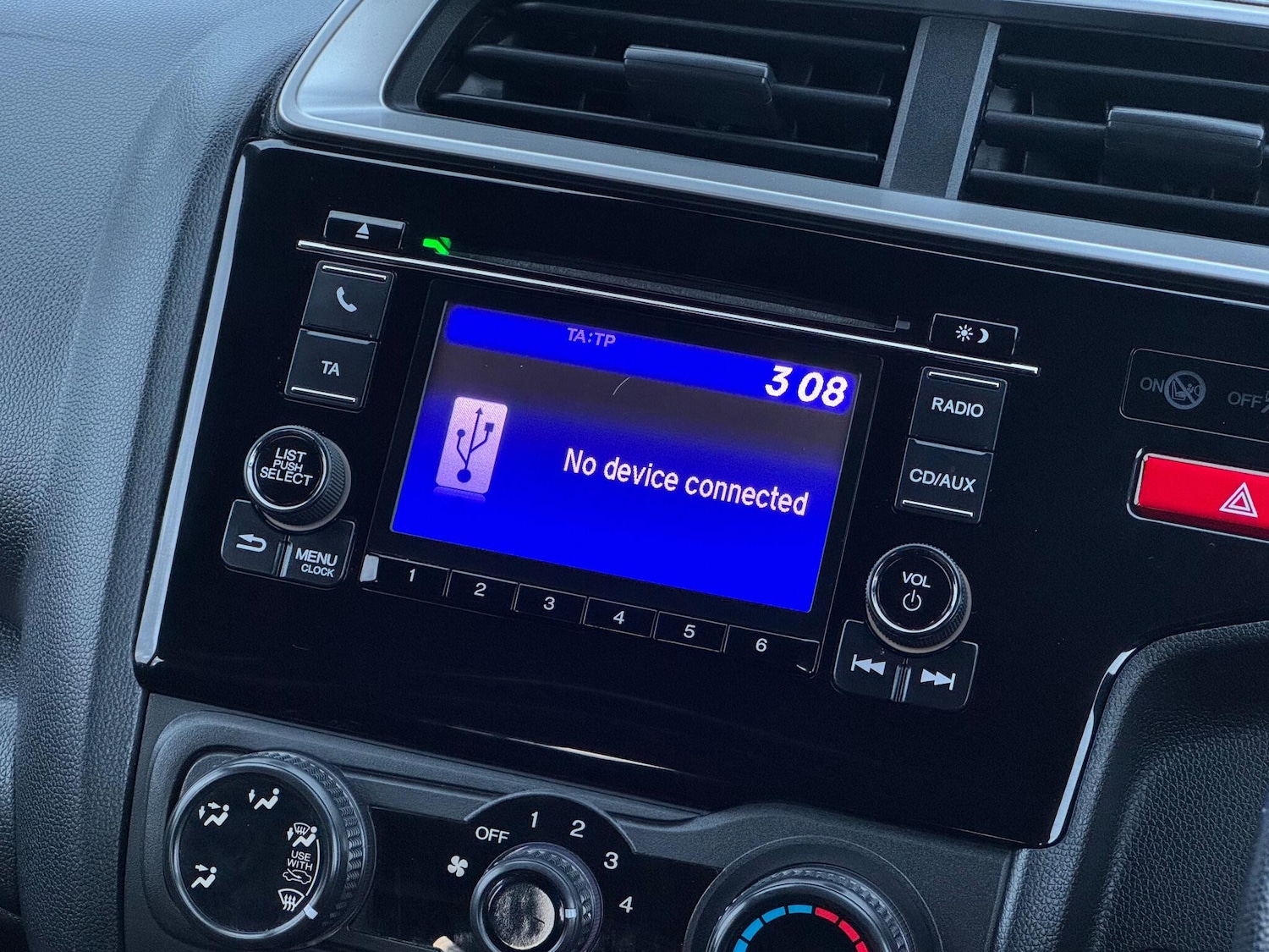 Used Honda Jazz 2015 for sale - 76898417: Photo 39