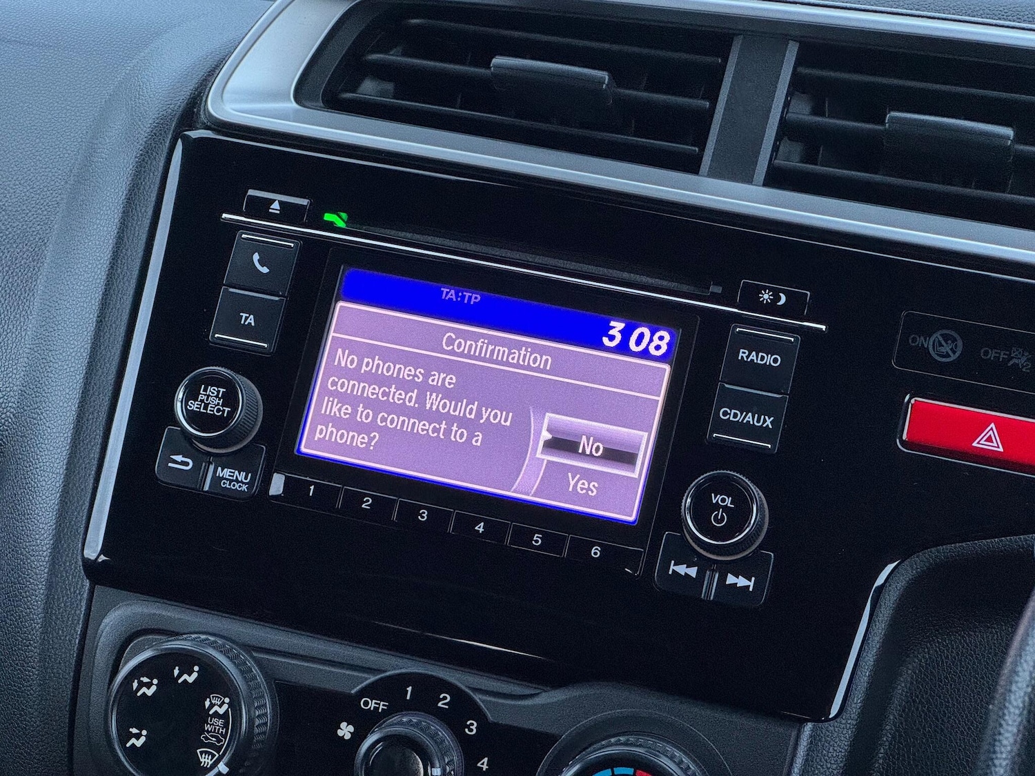 Used Honda Jazz 2015 for sale - 76898417: Photo 41