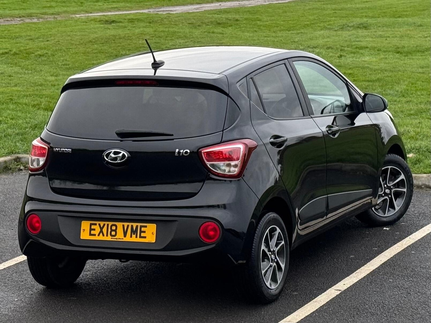 Used Hyundai i10 2018 for sale - 76840740: Photo 12
