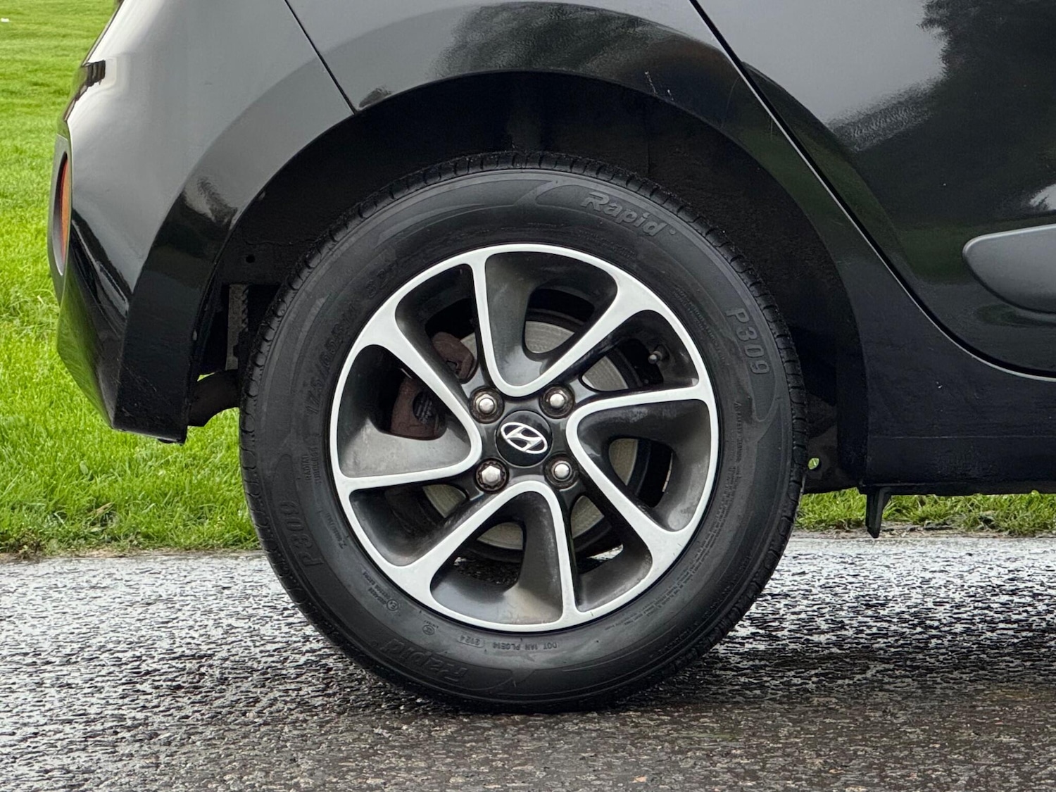 Used Hyundai i10 2018 for sale - 76840740: Photo 16