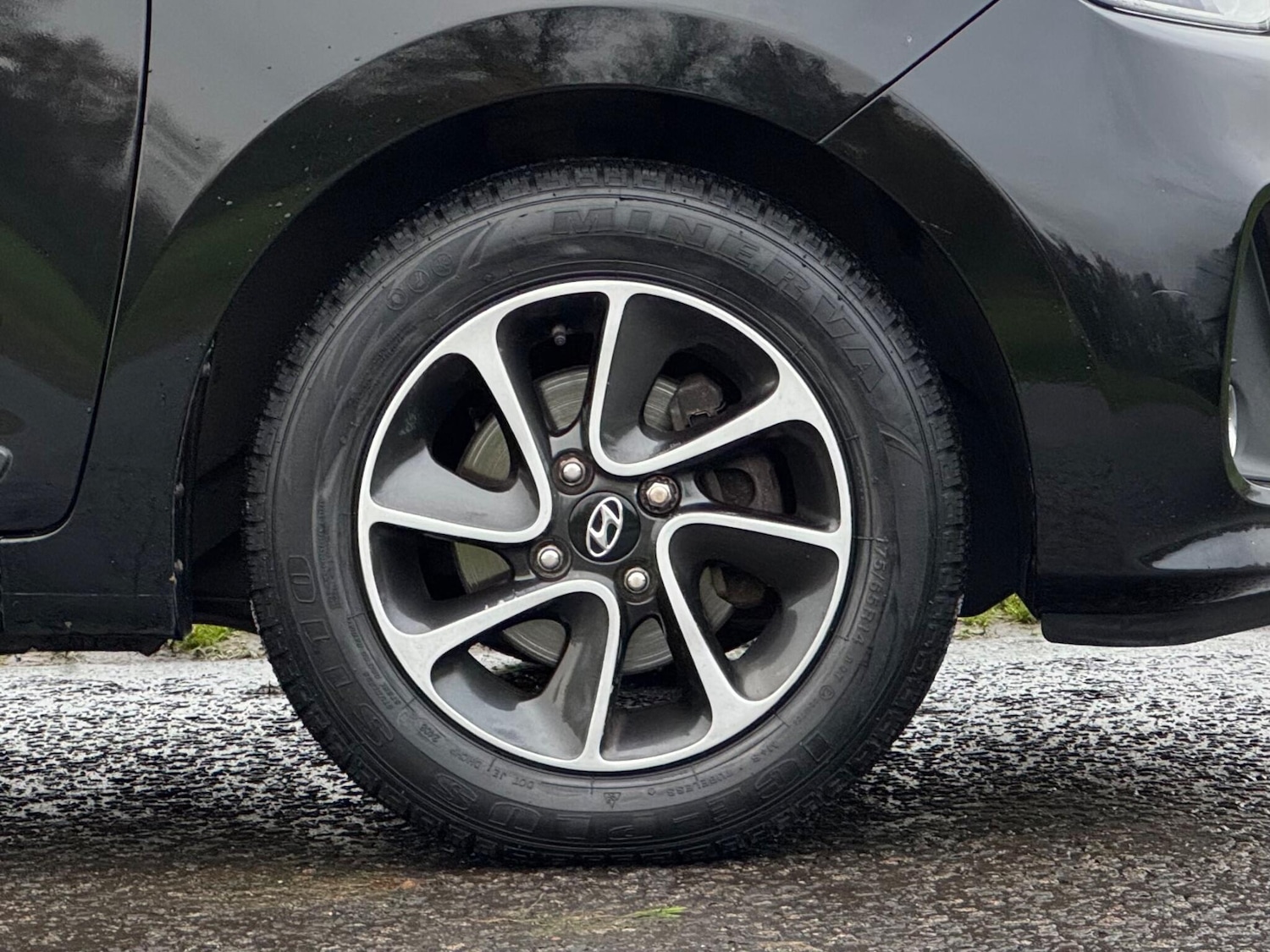 Used Hyundai i10 2018 for sale - 76840740: Photo 17