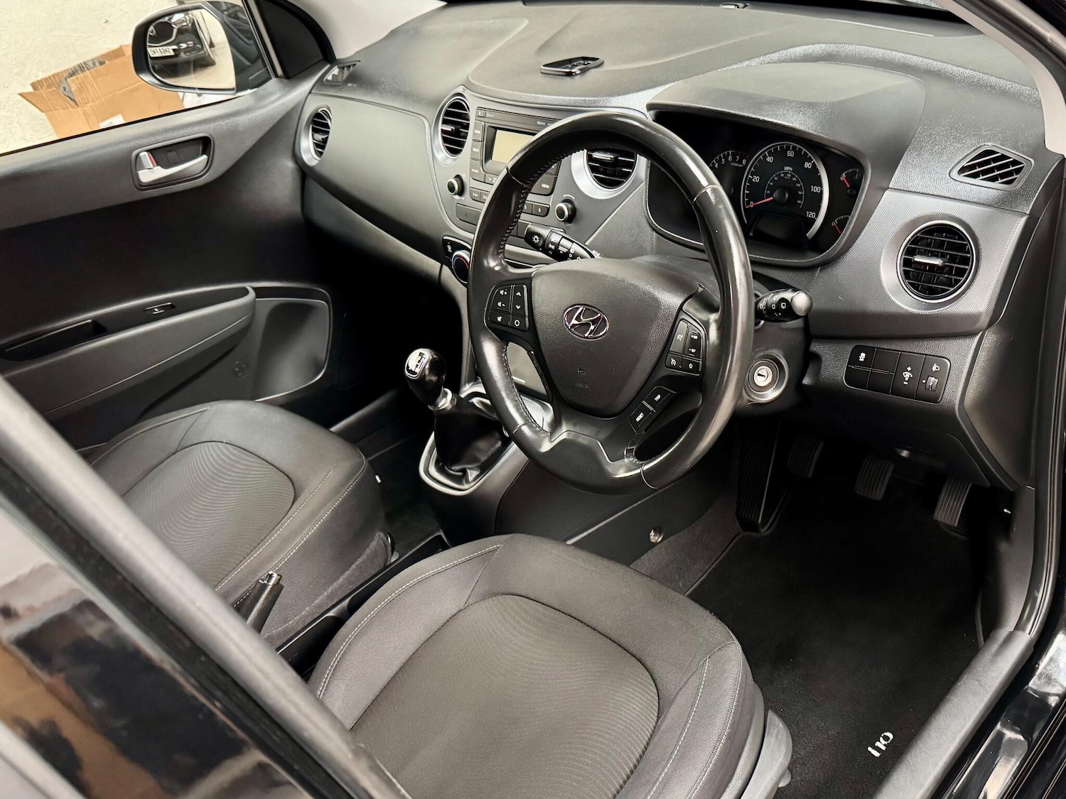 Used Hyundai i10 2018 for sale - 76840740: Photo 22