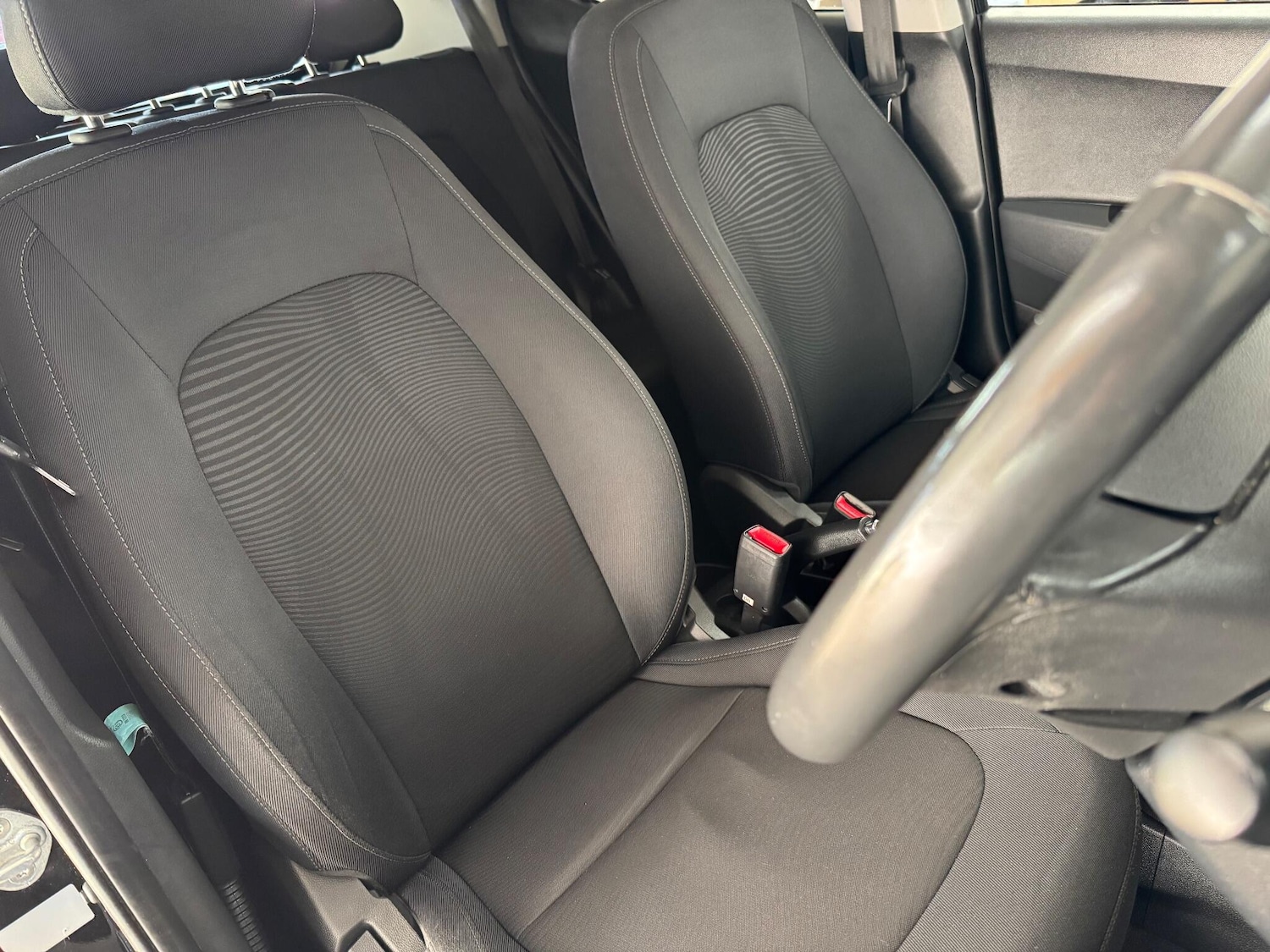 Used Hyundai i10 2018 for sale - 76840740: Photo 24