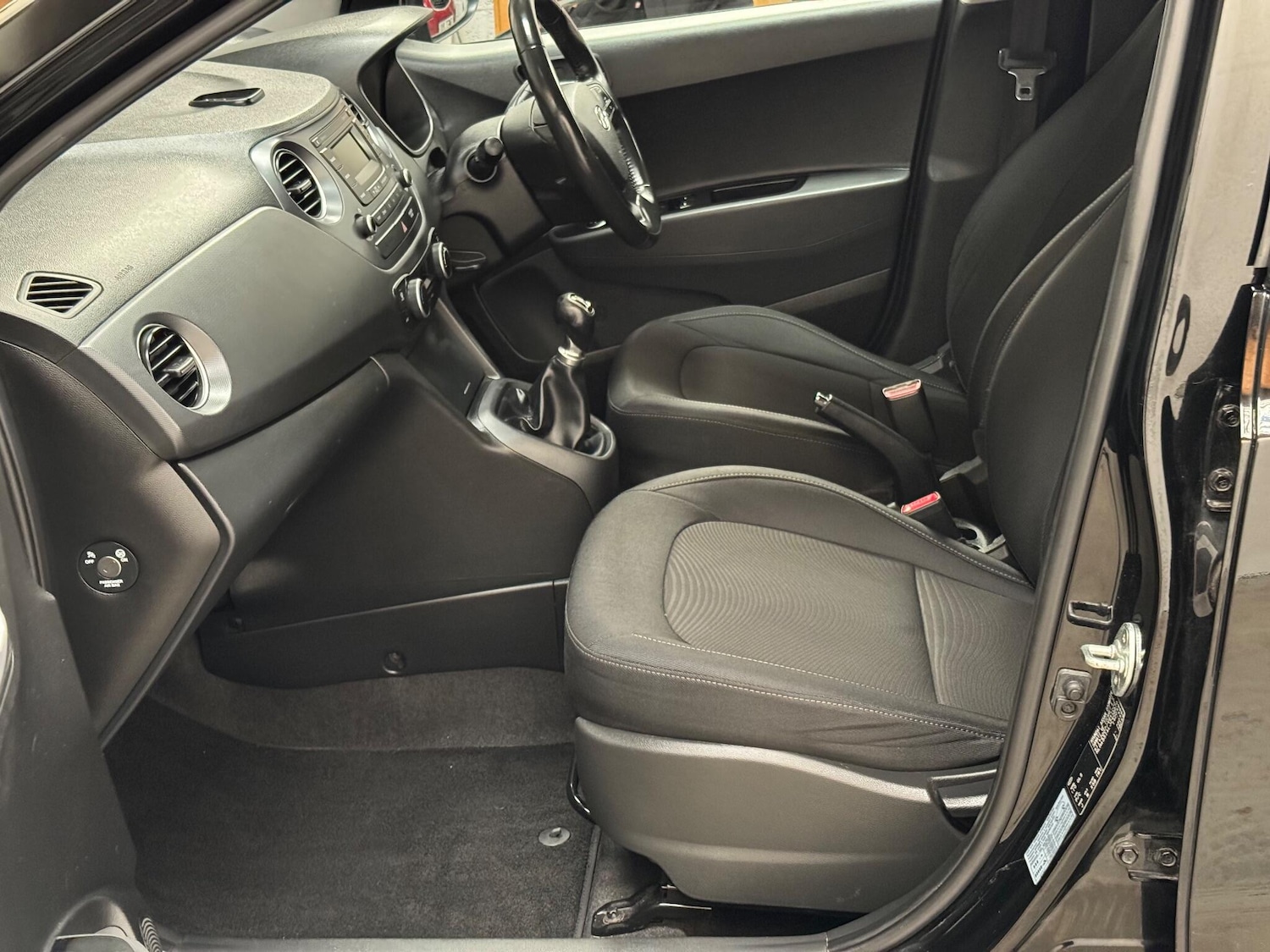 Used Hyundai i10 2018 for sale - 76840740: Photo 26