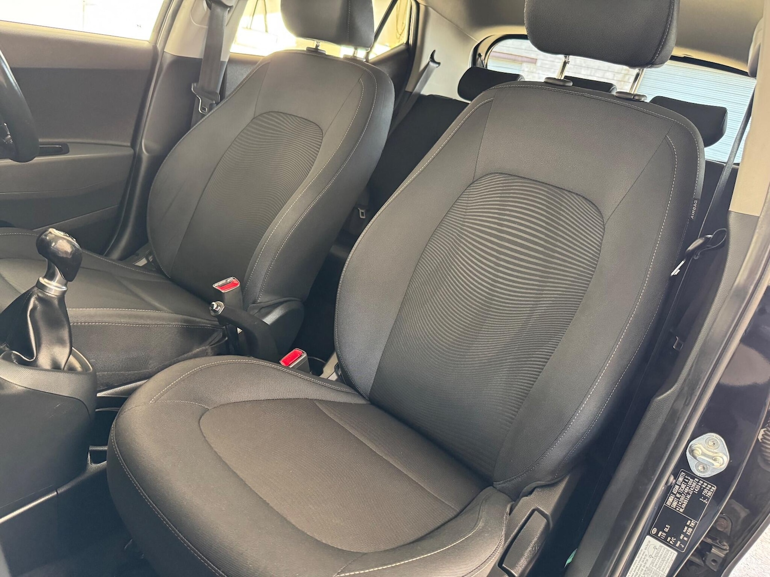 Used Hyundai i10 2018 for sale - 76840740: Photo 27