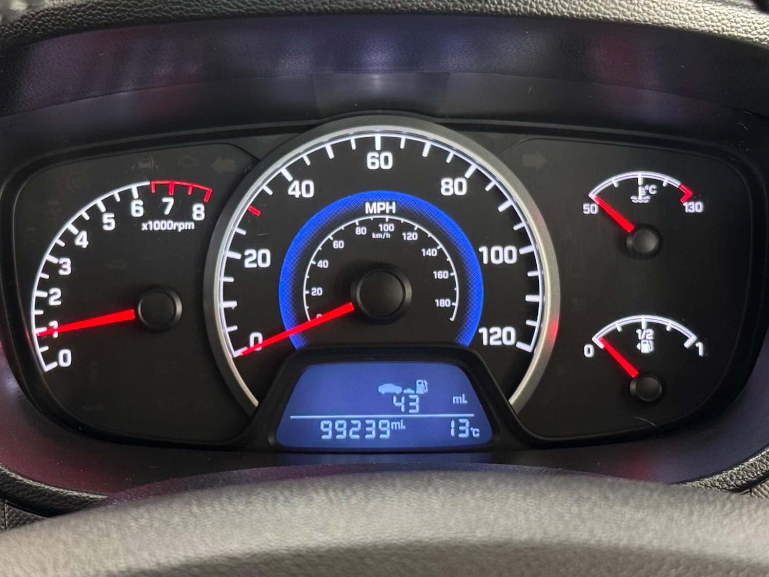 Used Hyundai i10 2018 for sale - 76840740: Photo 38