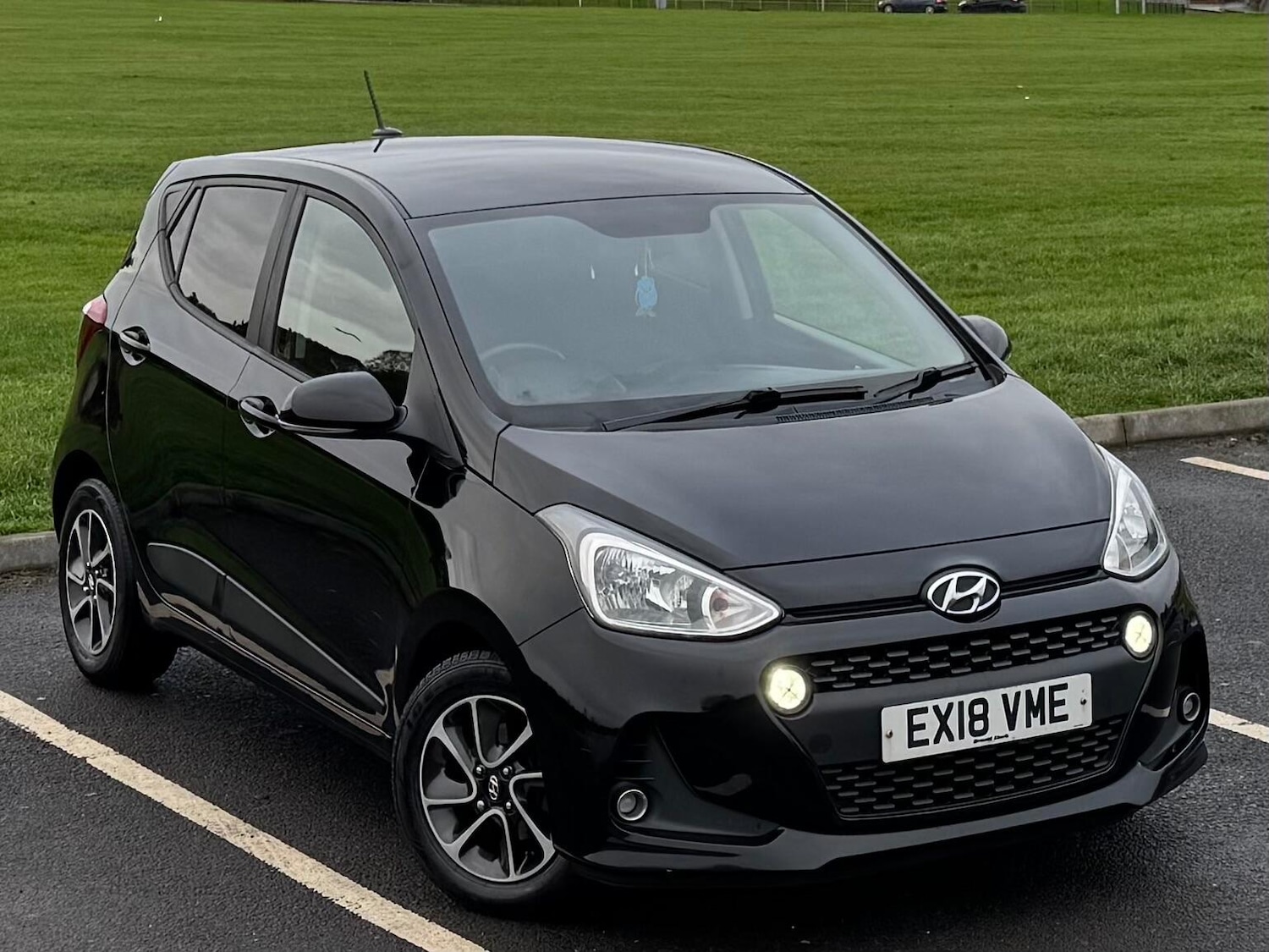 Used Hyundai i10 2018 for sale - 76840740: Photo 4
