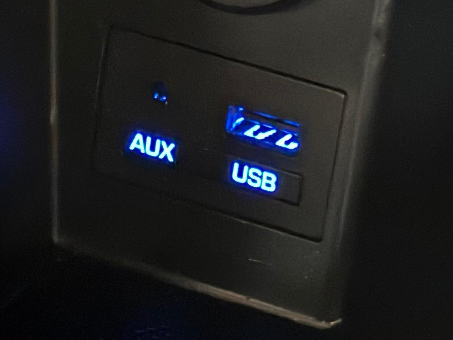 Used Hyundai i10 2018 for sale - 76840740: Photo 42