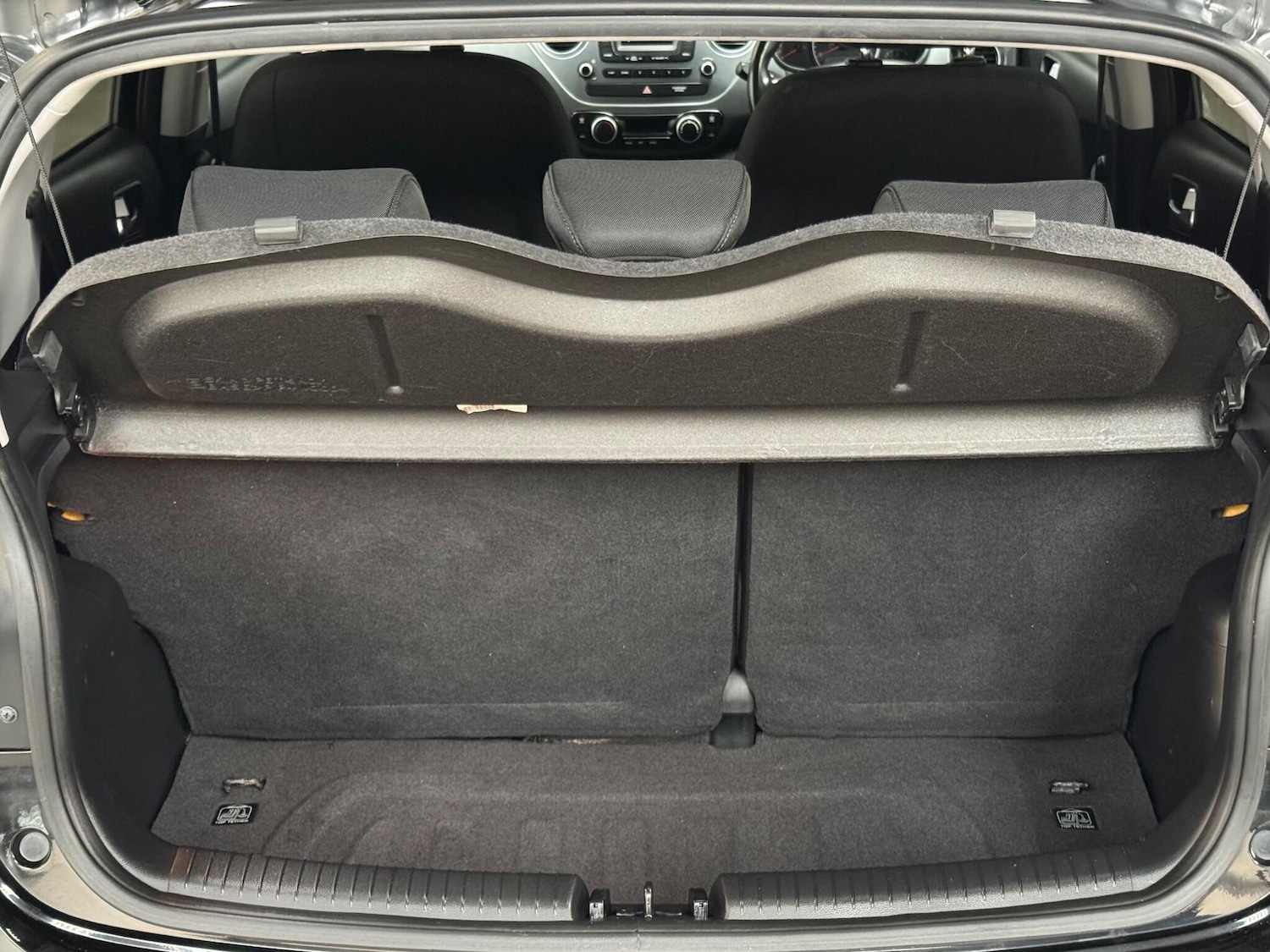 Used Hyundai i10 2018 for sale - 76840740: Photo 49