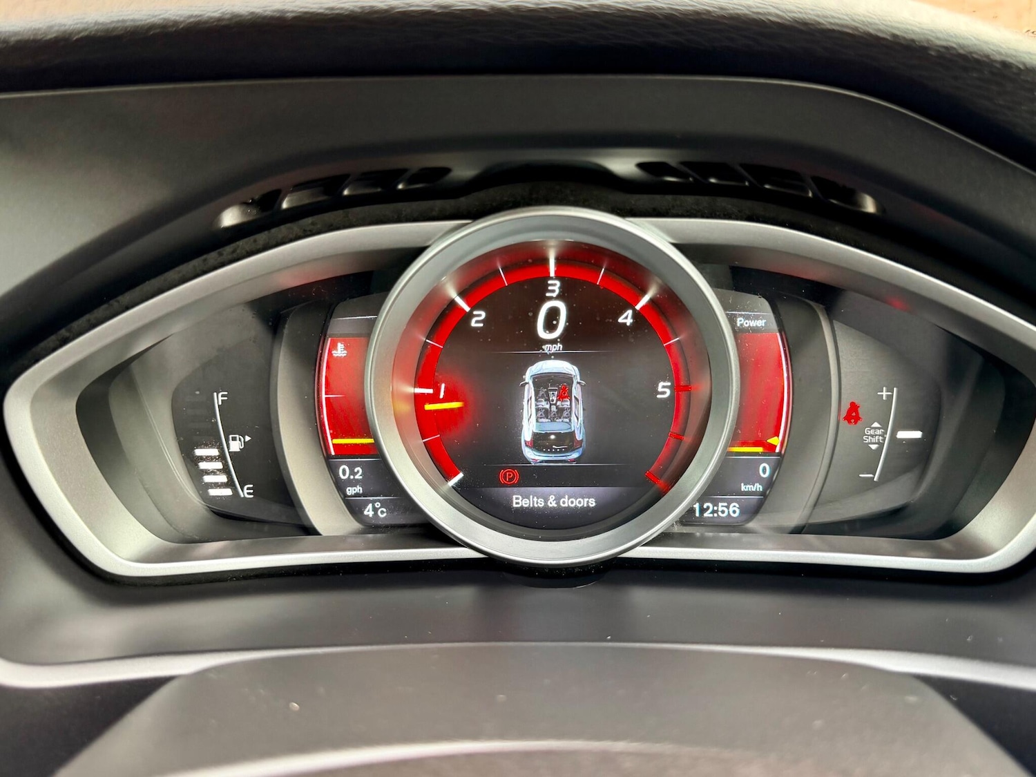 Used Volvo V40 2015 for sale - 77559692: Photo 28