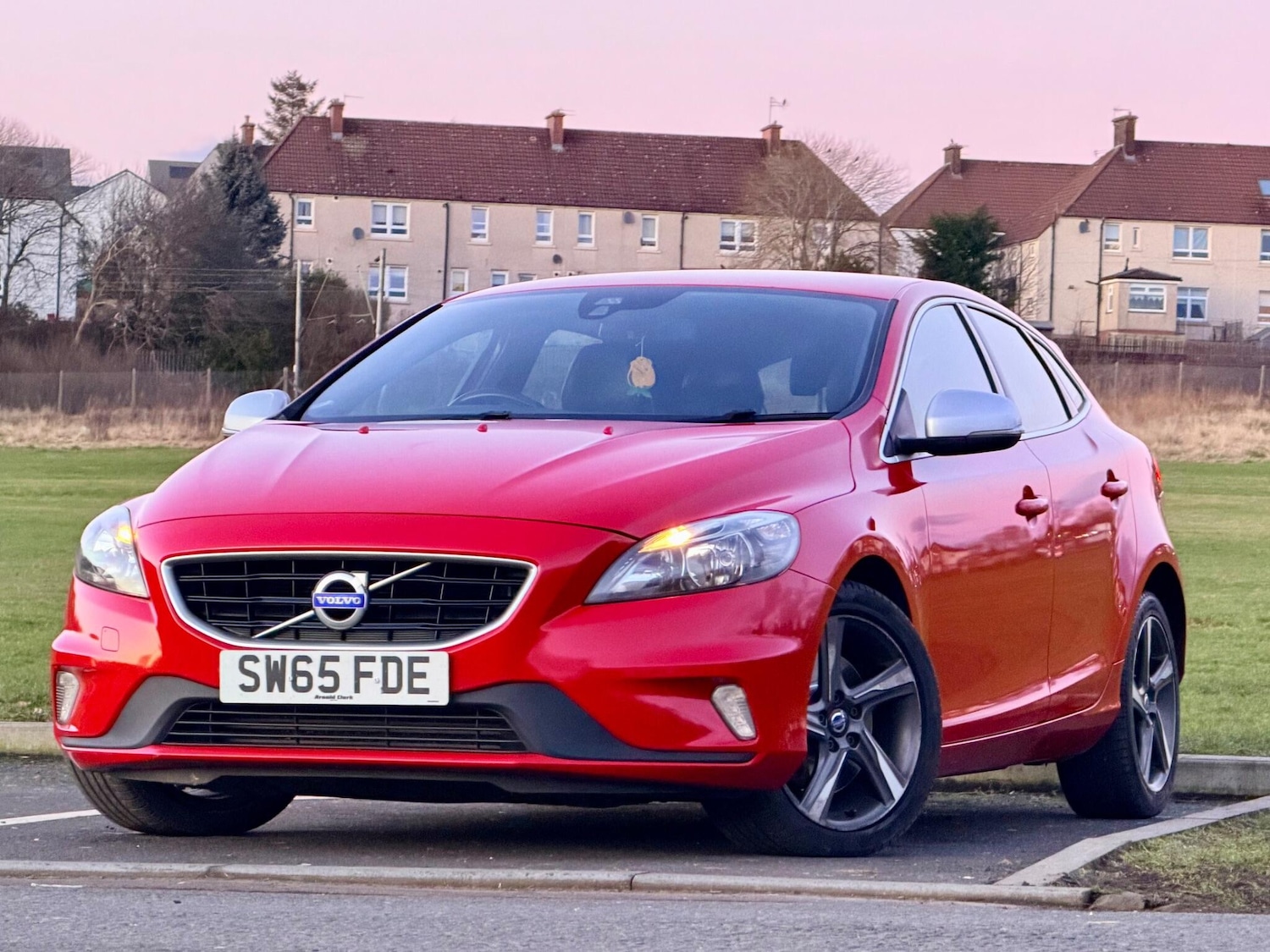 Used Volvo V40 2015 for sale - 77559692: Photo 6