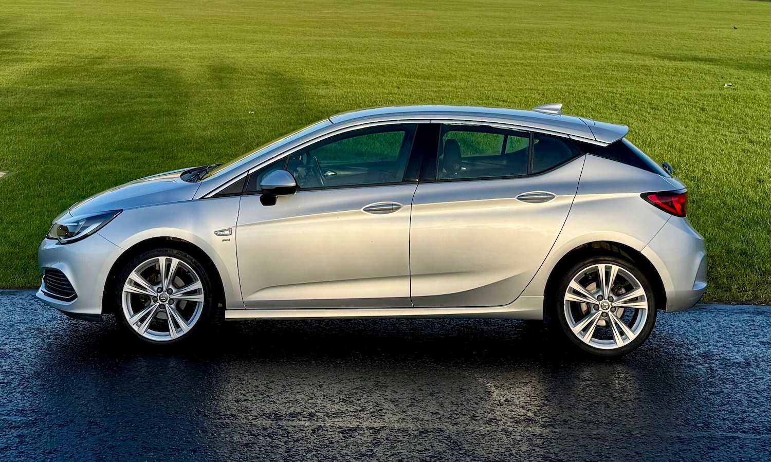 Used Vauxhall Astra 2017 for sale - 76994648: Photo 11