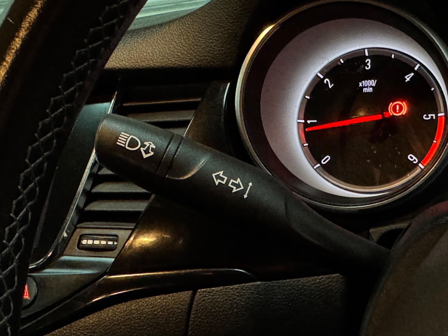 Used Vauxhall Astra 2017 for sale - 76994648: Photo 31