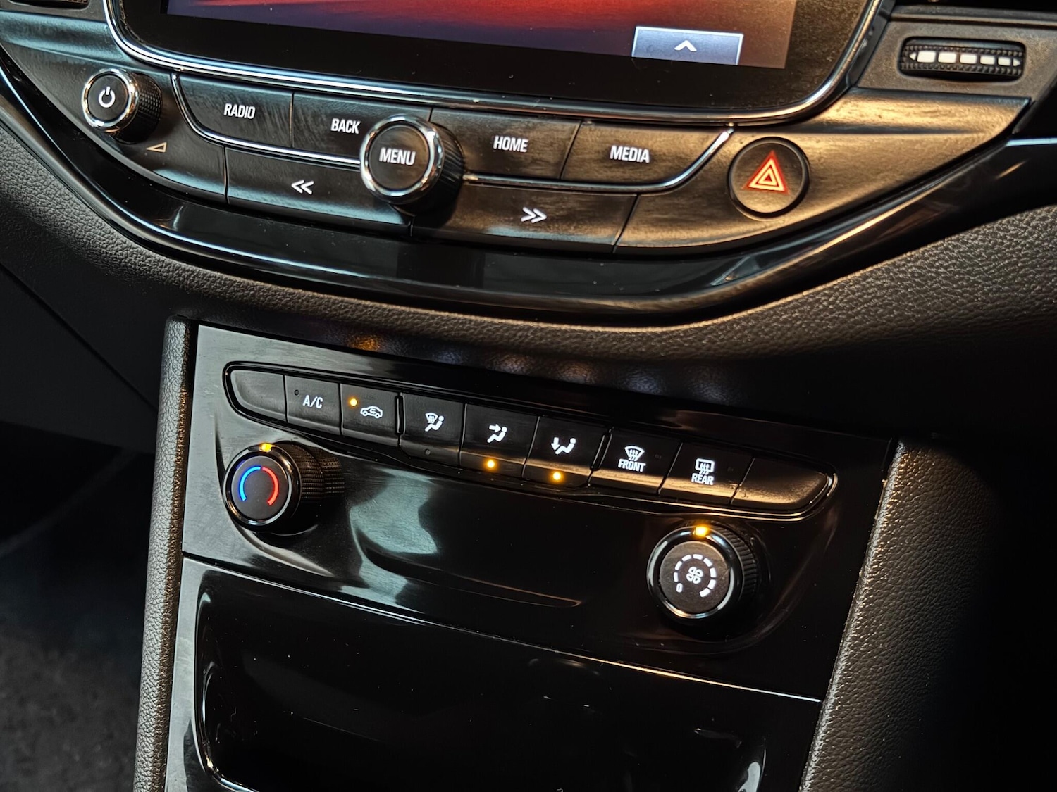 Used Vauxhall Astra 2017 for sale - 76994648: Photo 37