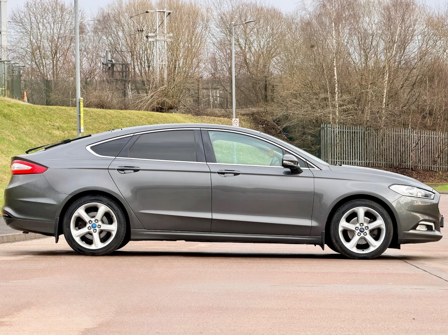 Used Ford Mondeo 2016 for sale - 77376564: Photo 14