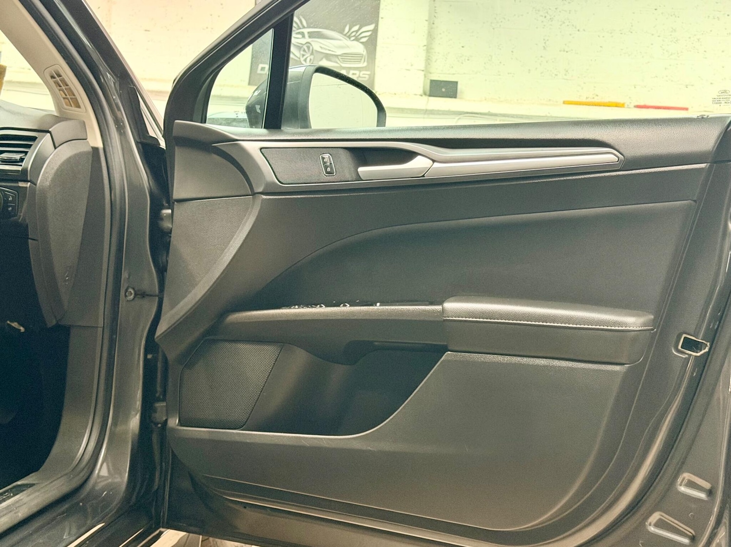 Used Ford Mondeo 2016 for sale - 77376564: Photo 15