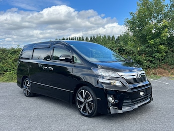 Used Toyota Vellfire 2013 for sale - 79367188: Photo