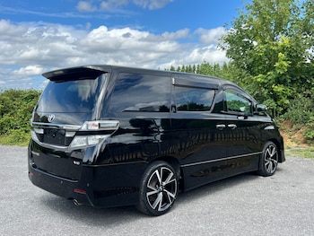 Used Toyota Vellfire 2013 for sale - 79367188: Photo