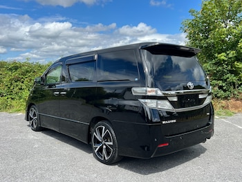 Used Toyota Vellfire 2013 for sale - 79367188: Photo