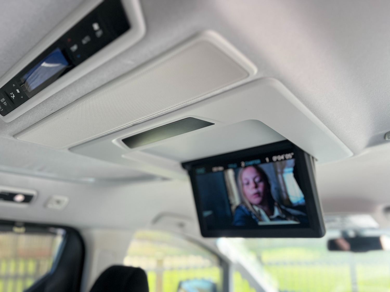 Used Toyota Vellfire 2015 for sale - 77931672: Photo 11