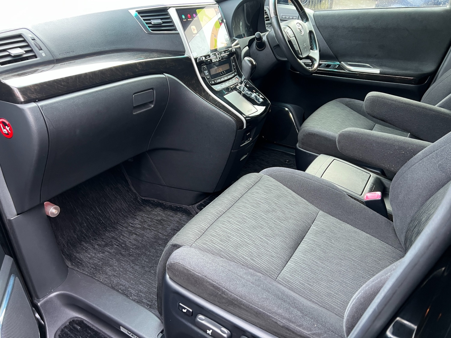 Used Toyota Vellfire 2012 for sale - 77168627: Photo 7