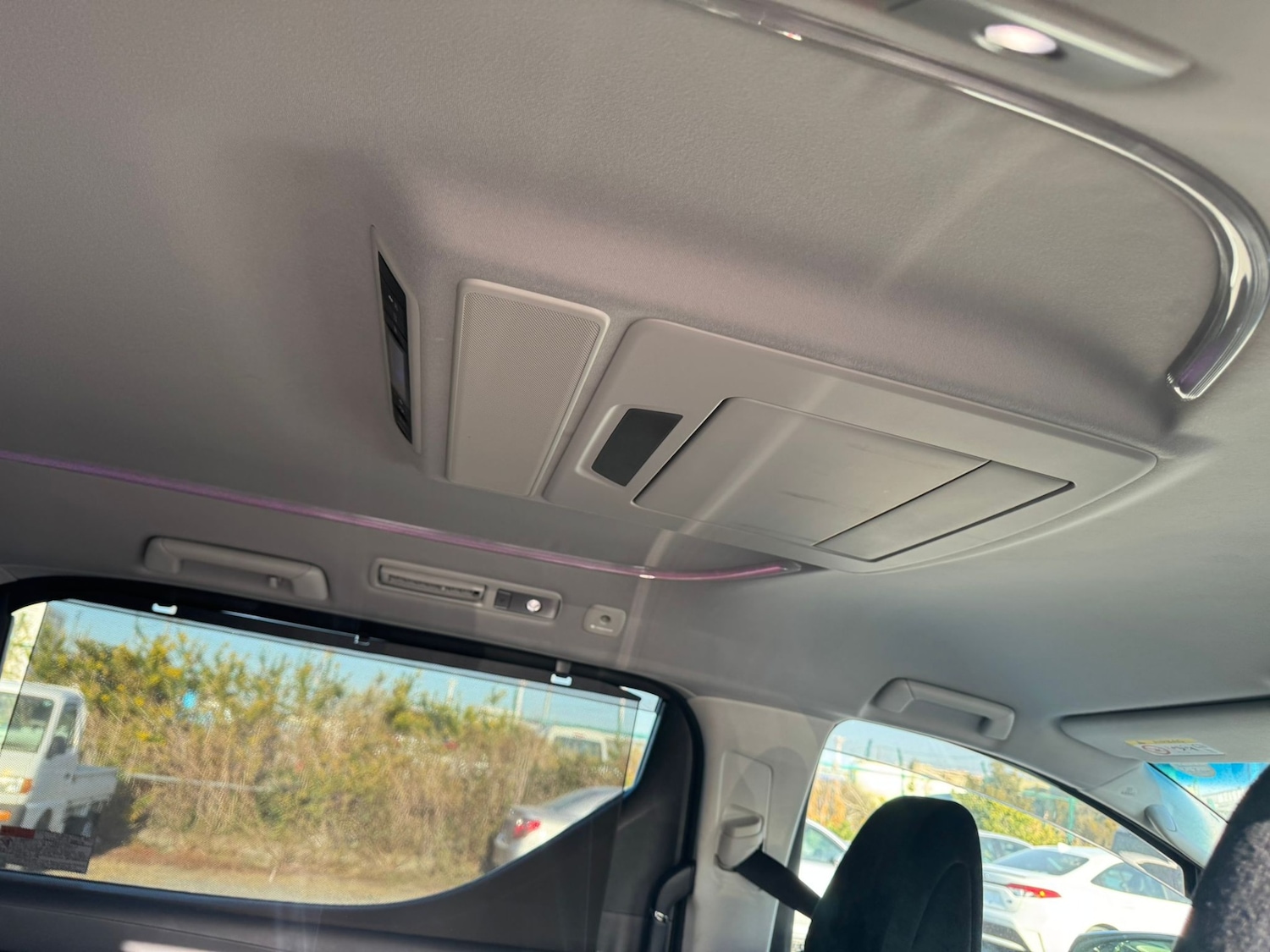 Used Toyota Vellfire 2015 for sale - 77272424: Photo 13