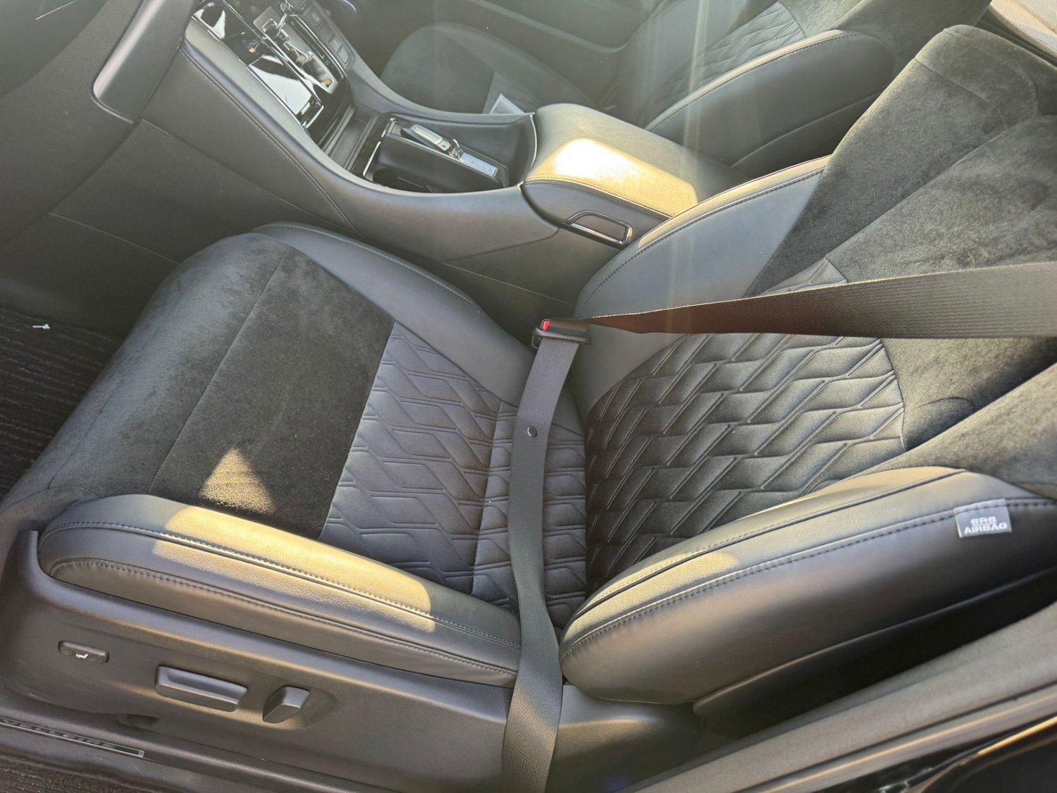 Used Toyota Vellfire 2015 for sale - 77272424: Photo 16