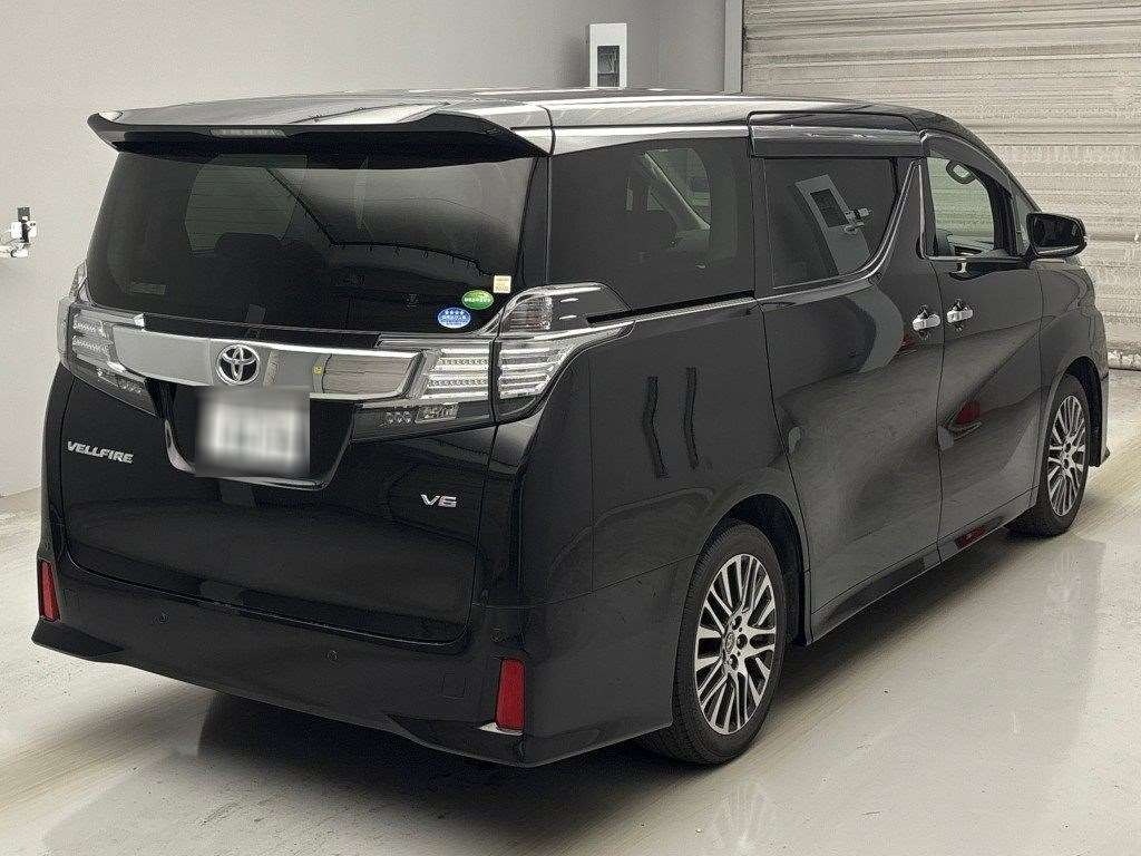 Used Toyota Vellfire 2015 for sale - 77272424: Photo 4