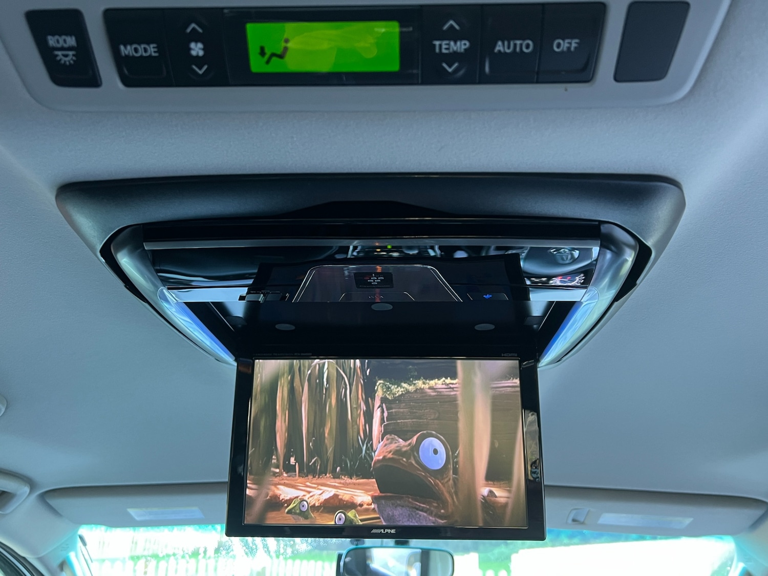 Used Toyota Vellfire 2025 for sale - 76693486: Photo 16