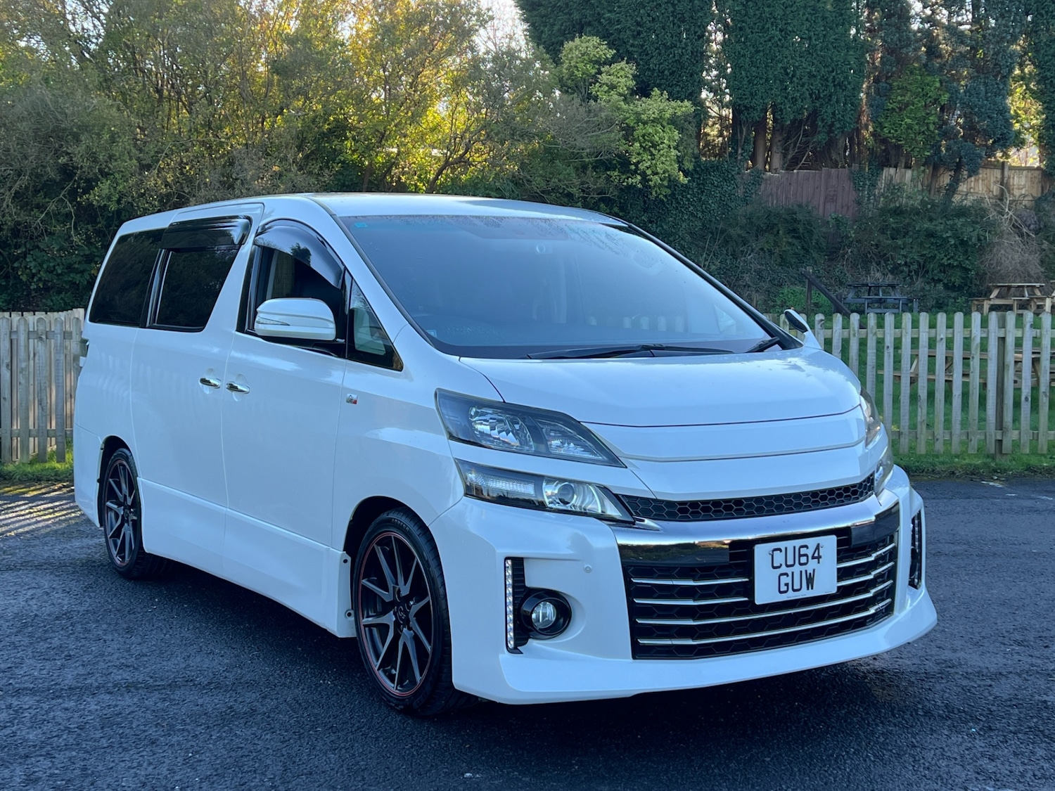 Used Toyota Vellfire 2025 for sale - 76693486: Photo 2