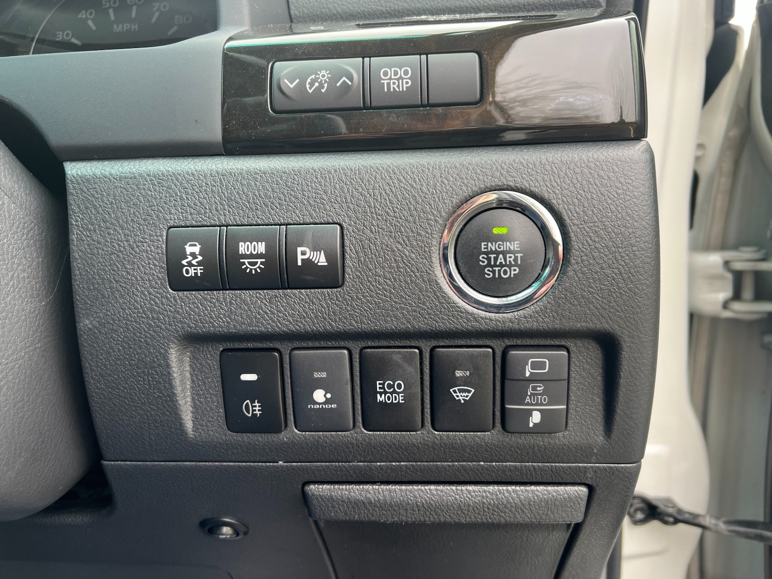 Used Toyota Vellfire 2013 for sale - 77701602: Photo 13