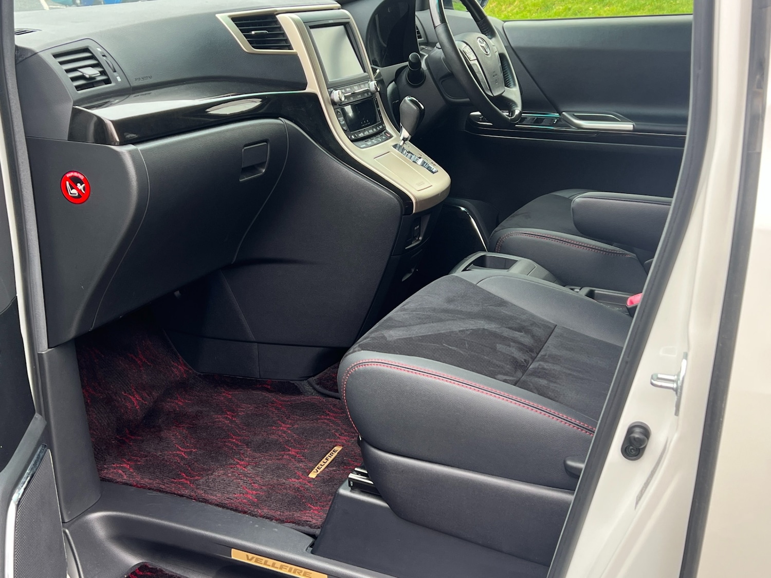 Used Toyota Vellfire 2013 for sale - 77701602: Photo 18