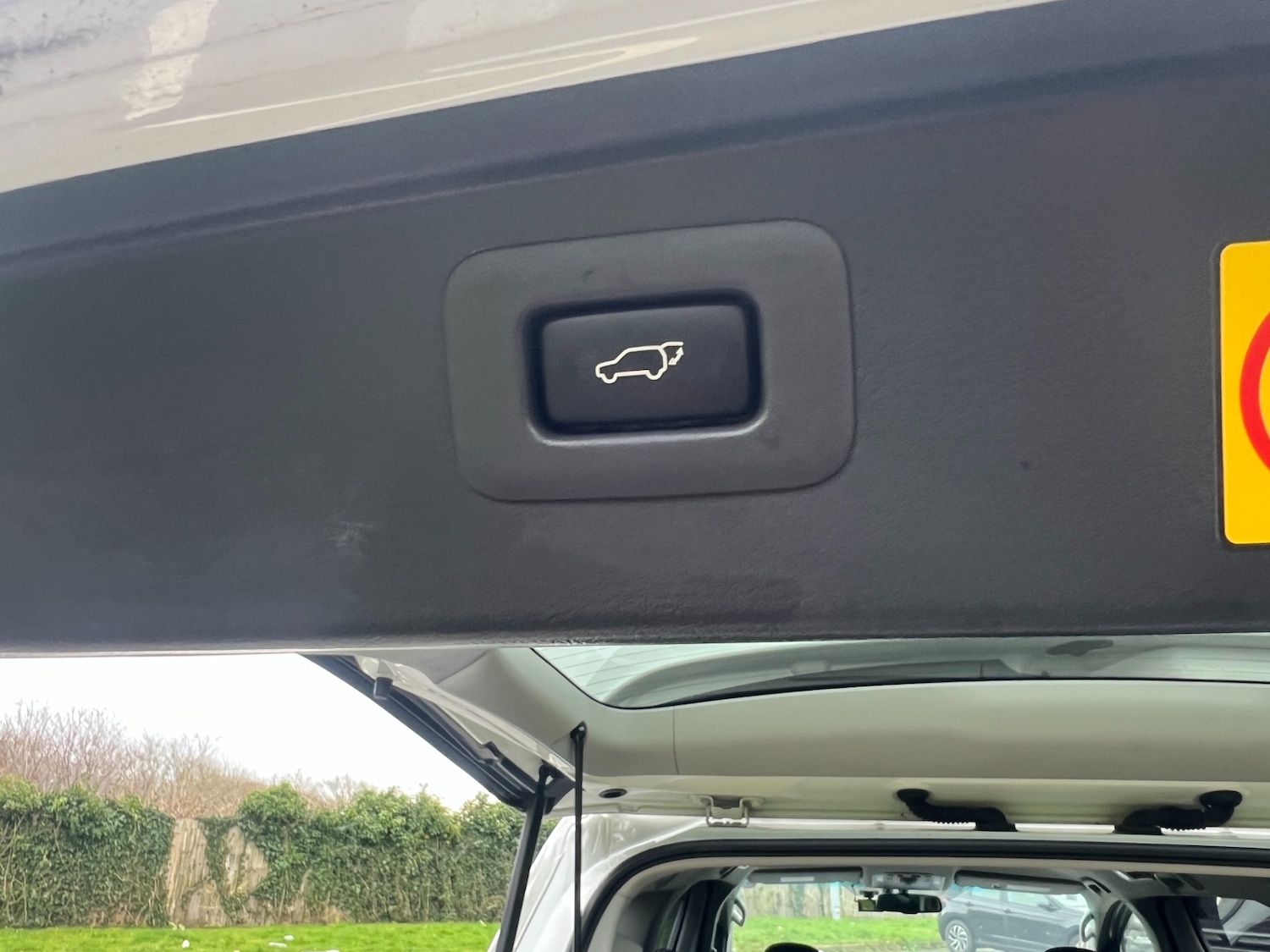 Used Toyota Vellfire 2013 for sale - 77701602: Photo 20