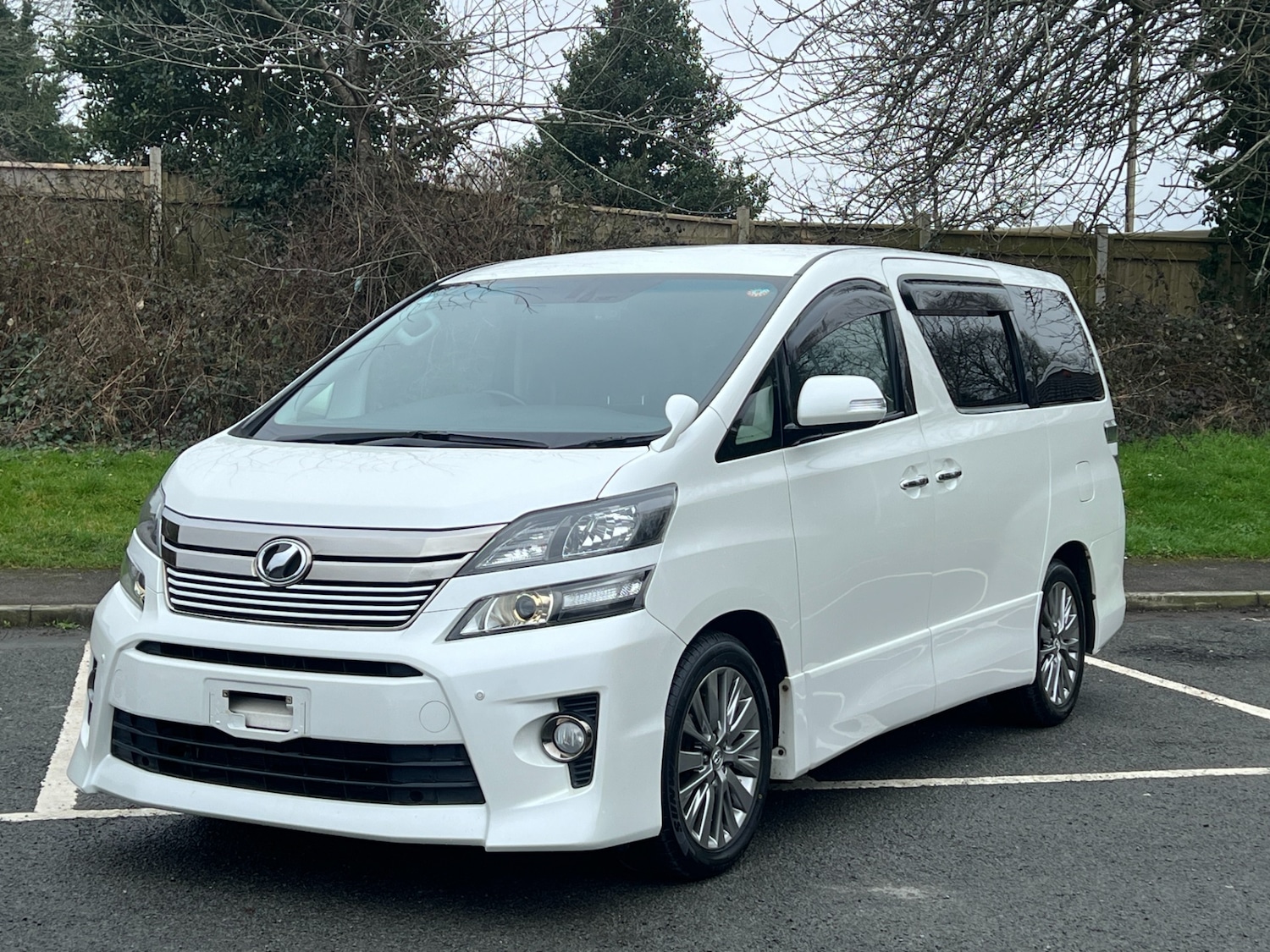 Used Toyota Vellfire 2013 for sale - 77701602: Photo 22