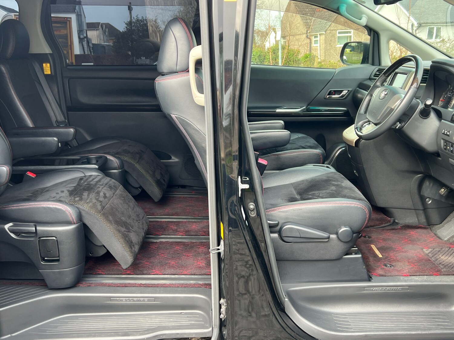 Used Toyota Vellfire 2013 for sale - 77774932: Photo 7